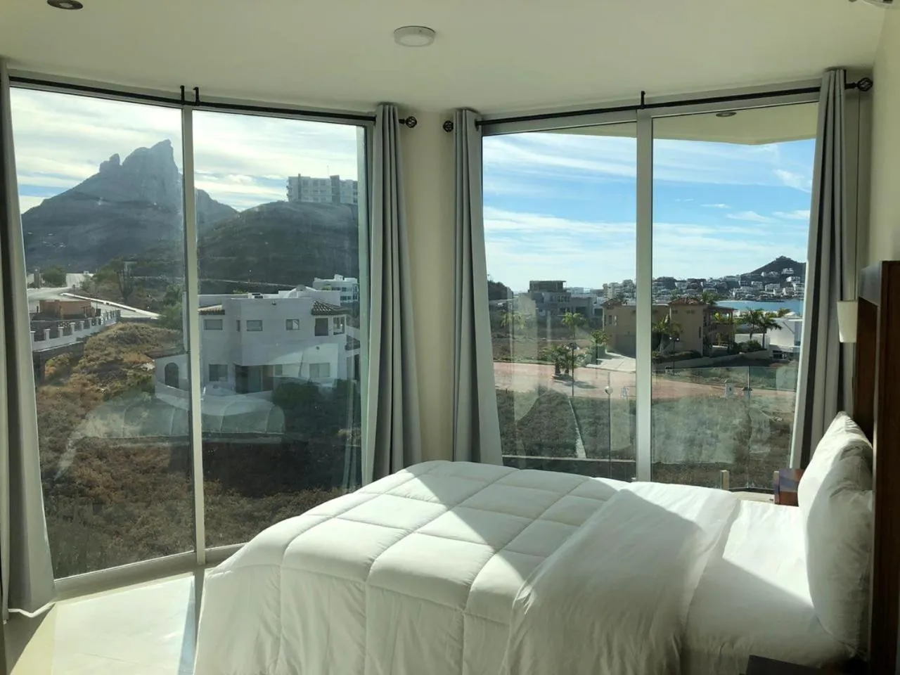 Bed in Suites Rubí - Las Mejores vistas de San Carlos