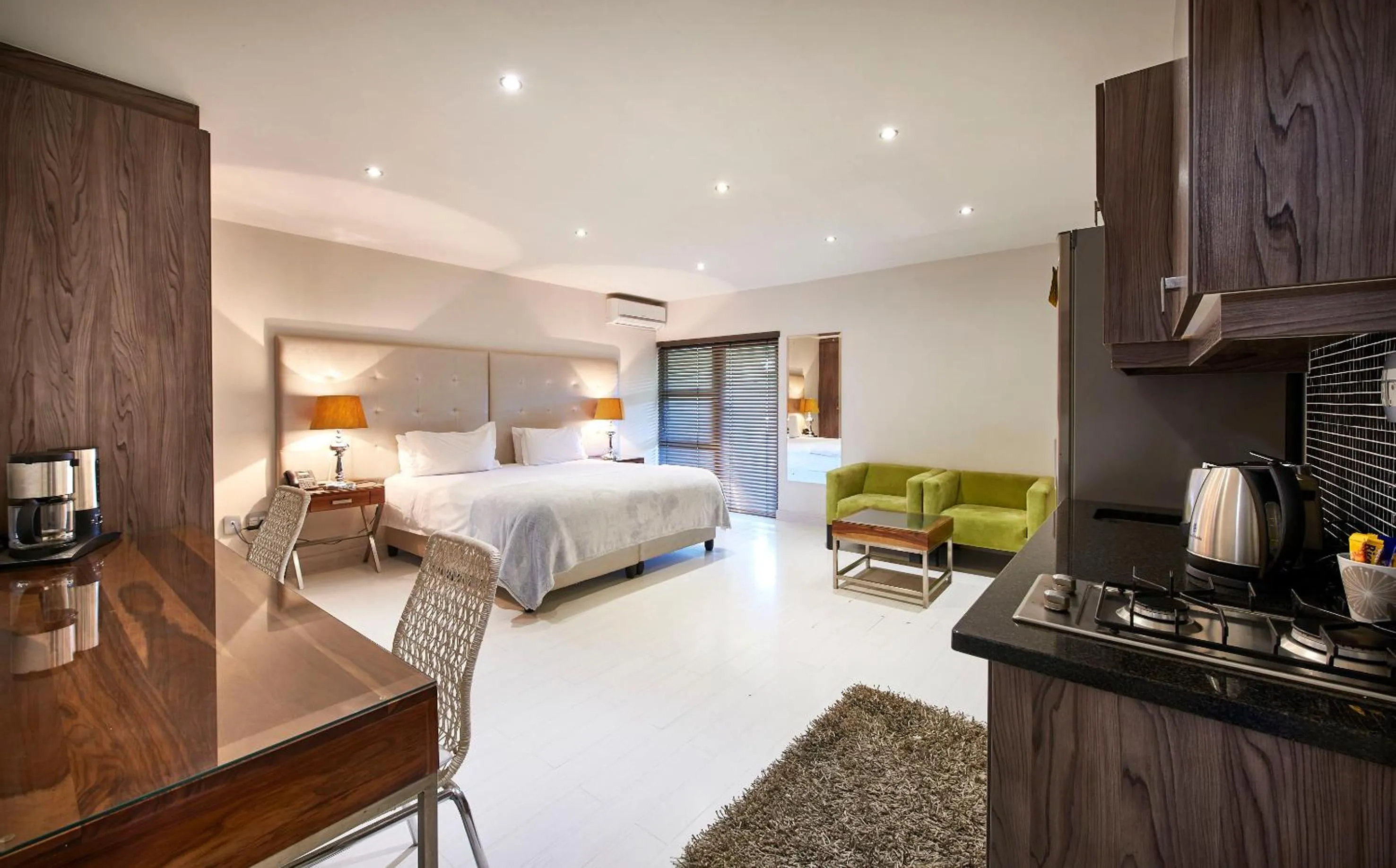 TV and multimedia, Bed in Dynasty Forest Sandown Self Catering Hotel