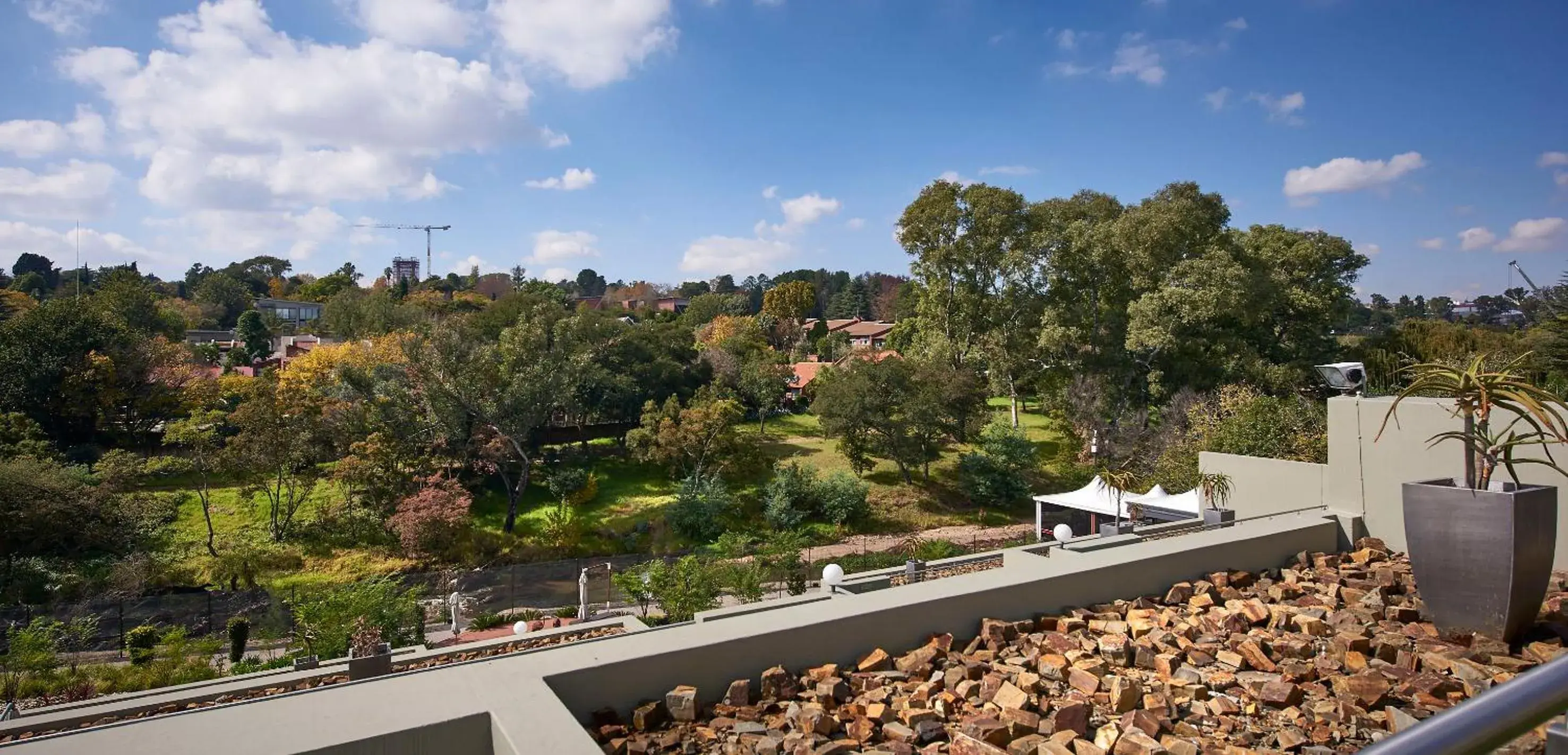 Deluxe Double or Twin Room with River View in Dynasty Forest Sandown Self Catering Hotel Deluxe Double or Twin Room with River View in Dynasty Forest Sandown Self Catering Hotel