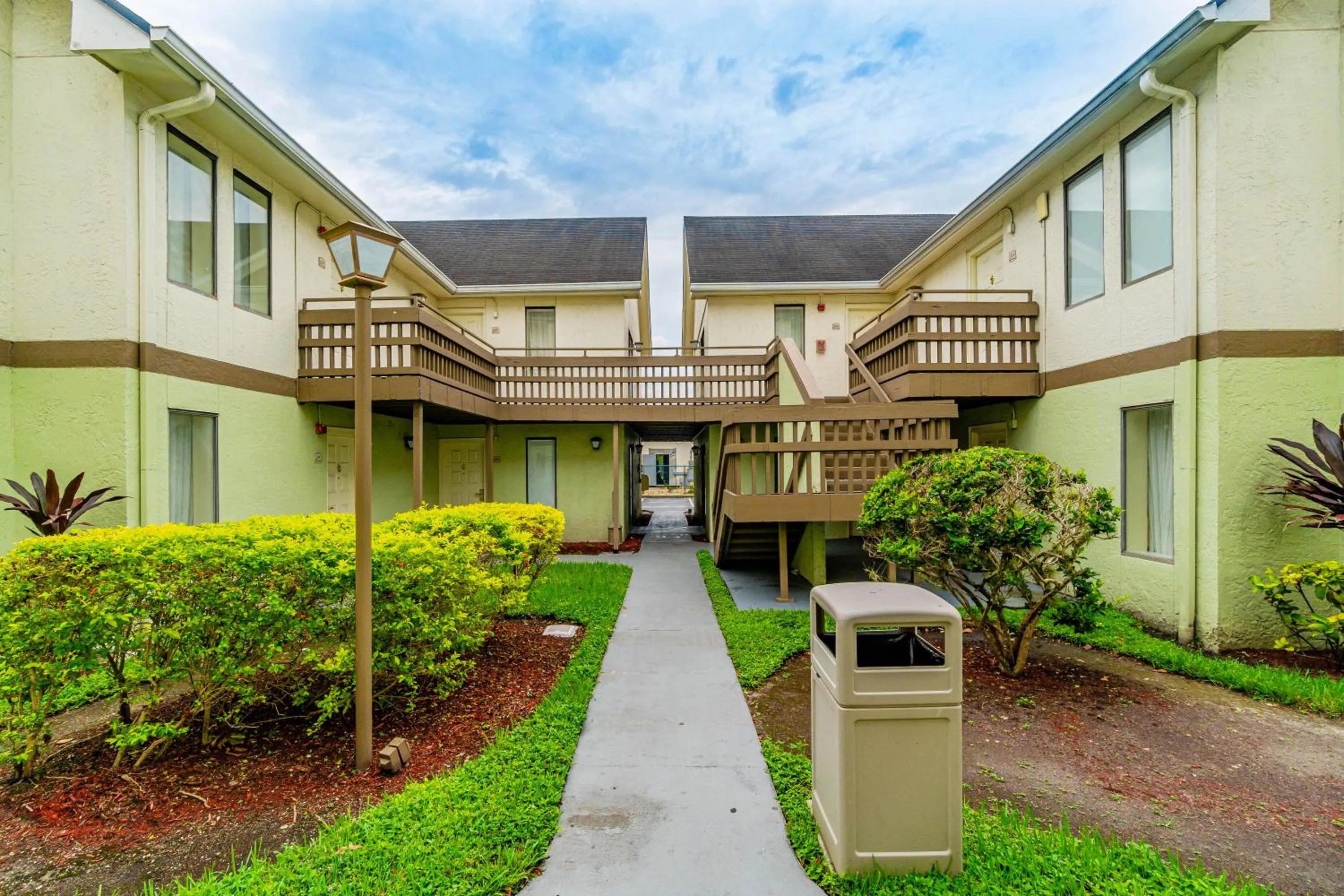 Property building in Doral Inn & Suites Miami Airport West