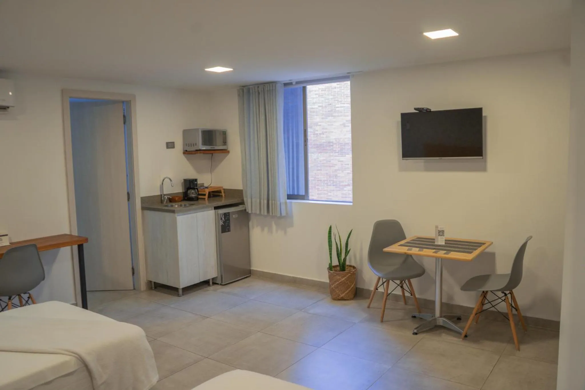 TV and multimedia in Hotel Bambu Milla De Oro