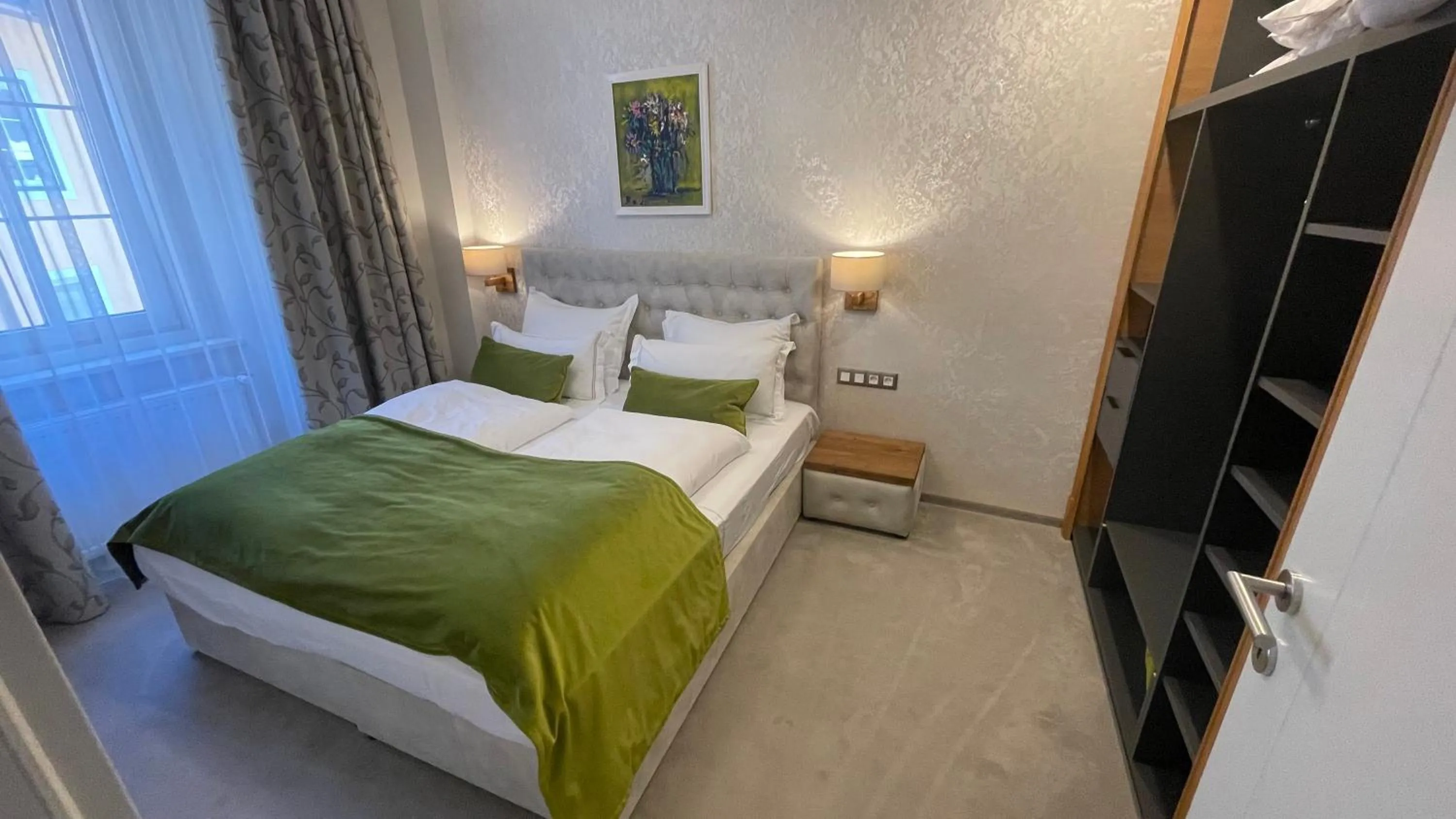 Bedroom, Bed in Hotel Radetzky