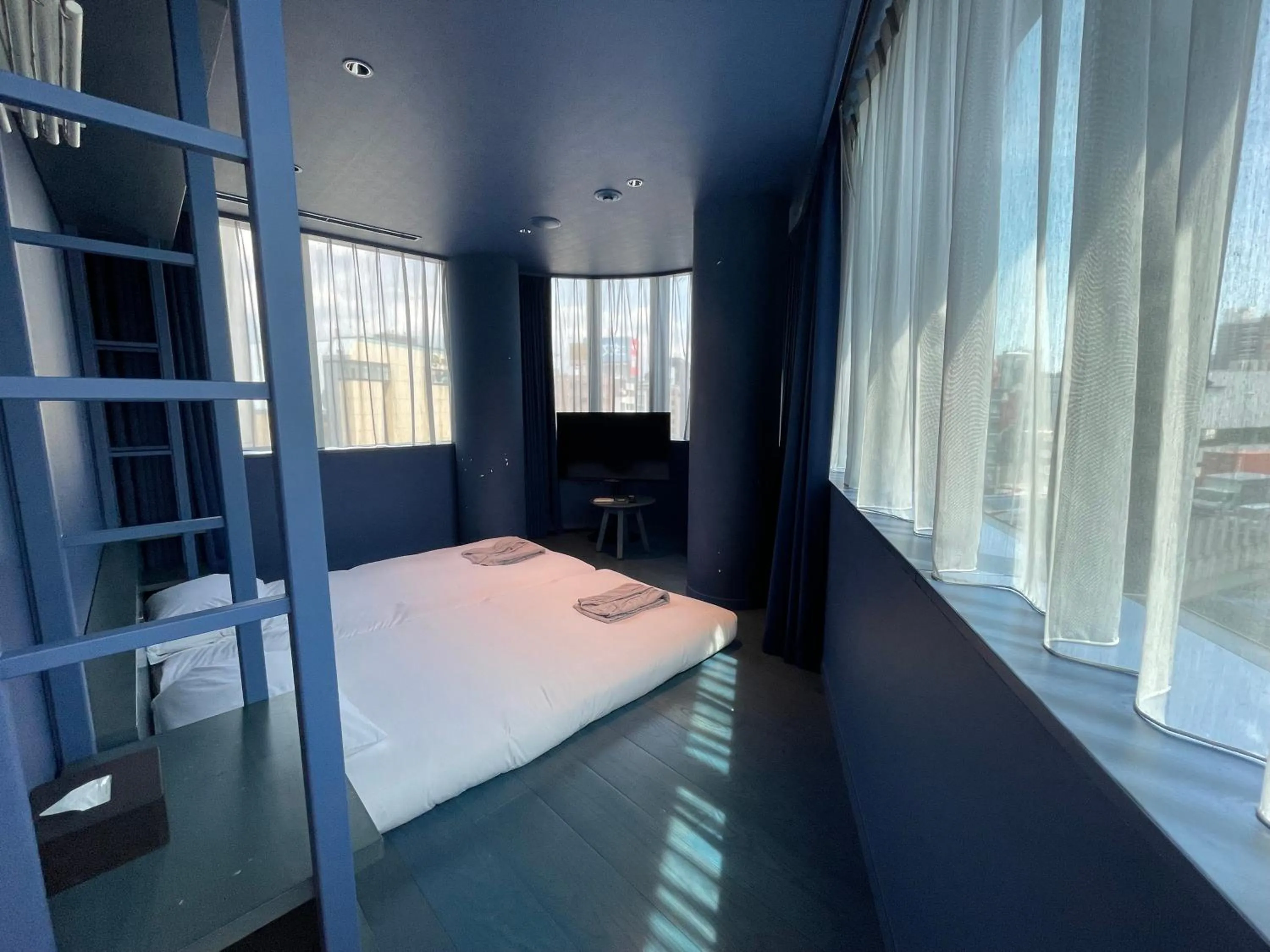 Bed in toggle hotel suidobashi TOKYO