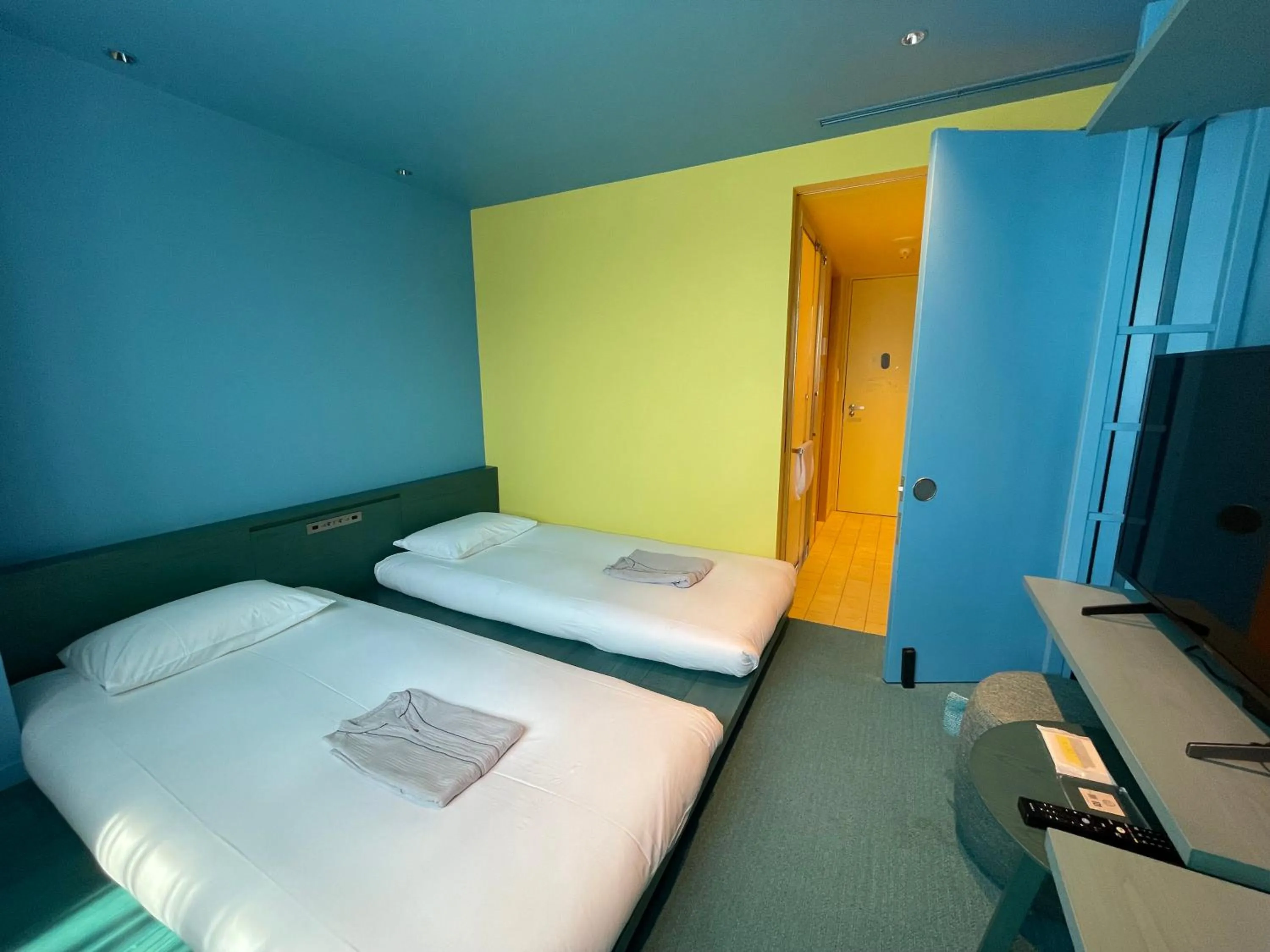 Bed in toggle hotel suidobashi TOKYO