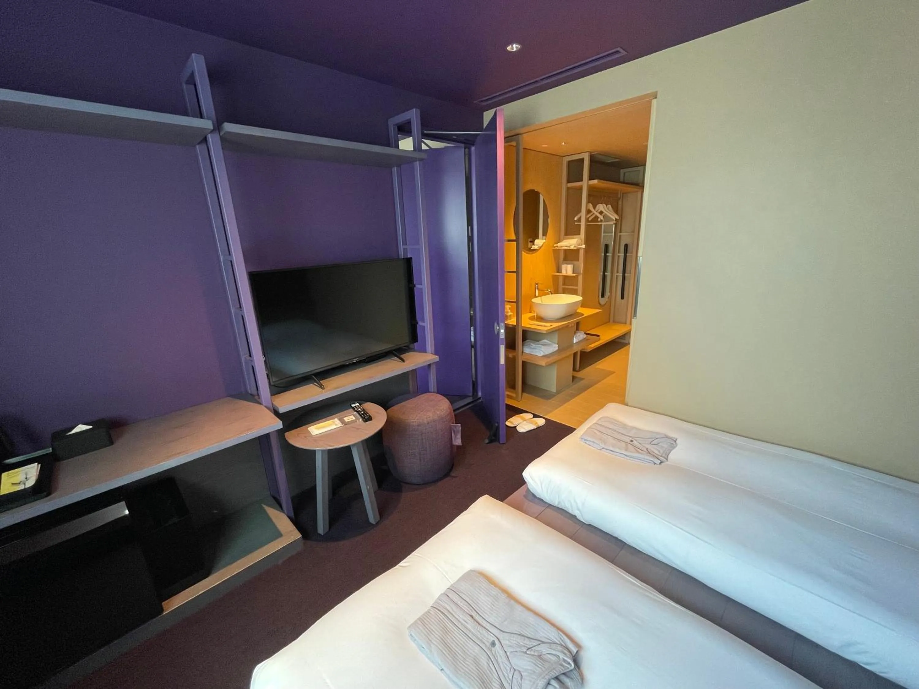 Bed in toggle hotel suidobashi TOKYO