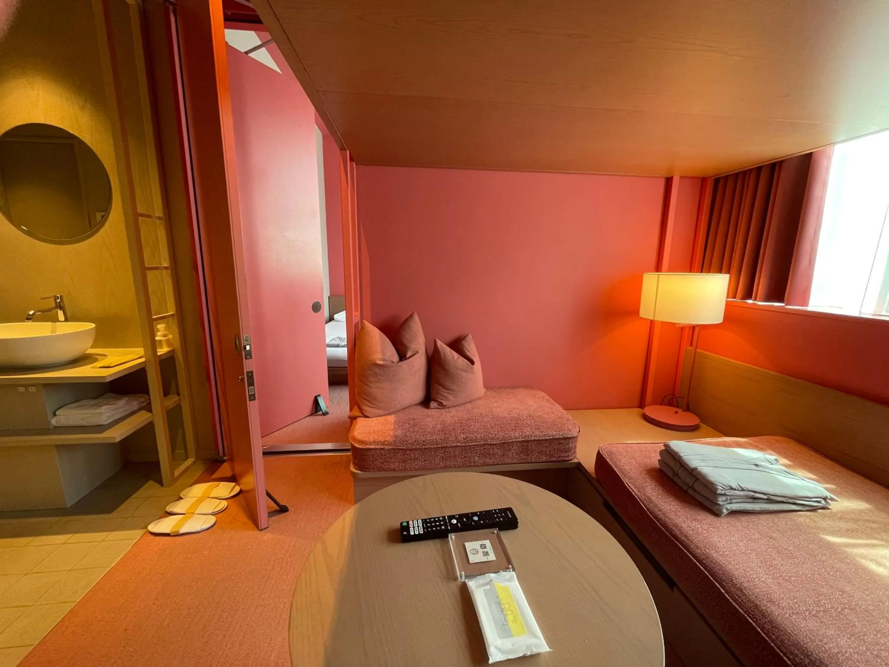 Bed in toggle hotel suidobashi TOKYO