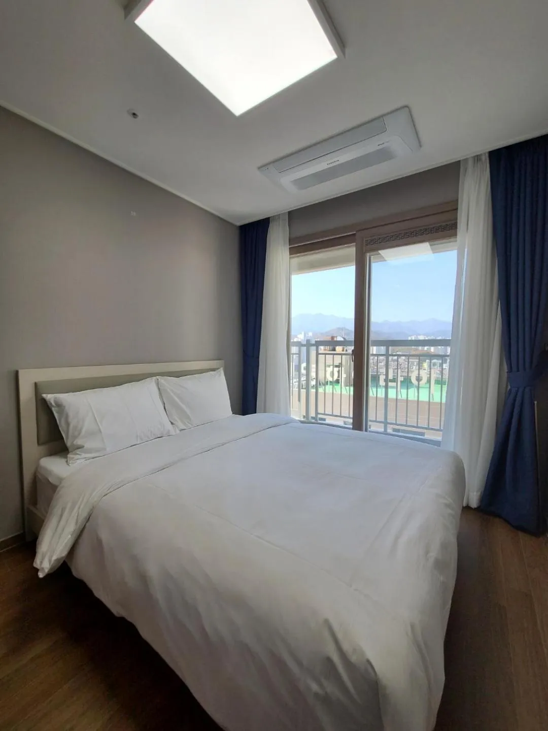 Bed in Risen Ocean Park Hotel