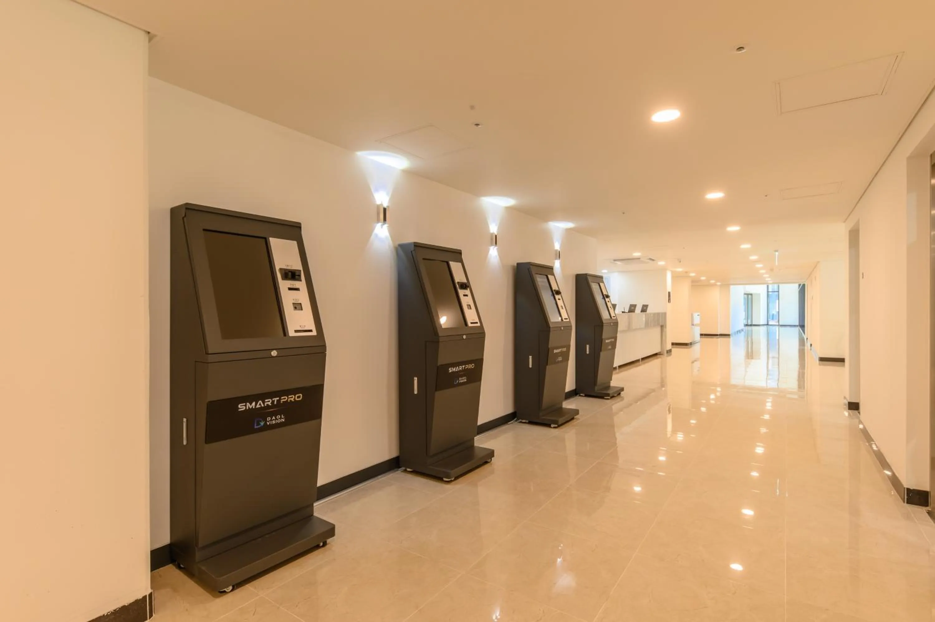 Property building in Risen Ocean Park Hotel