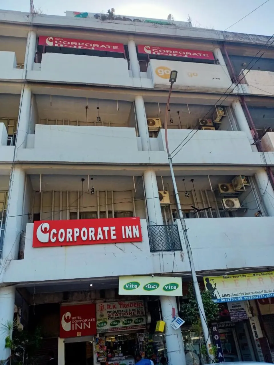HOTEL CORPORATE INN