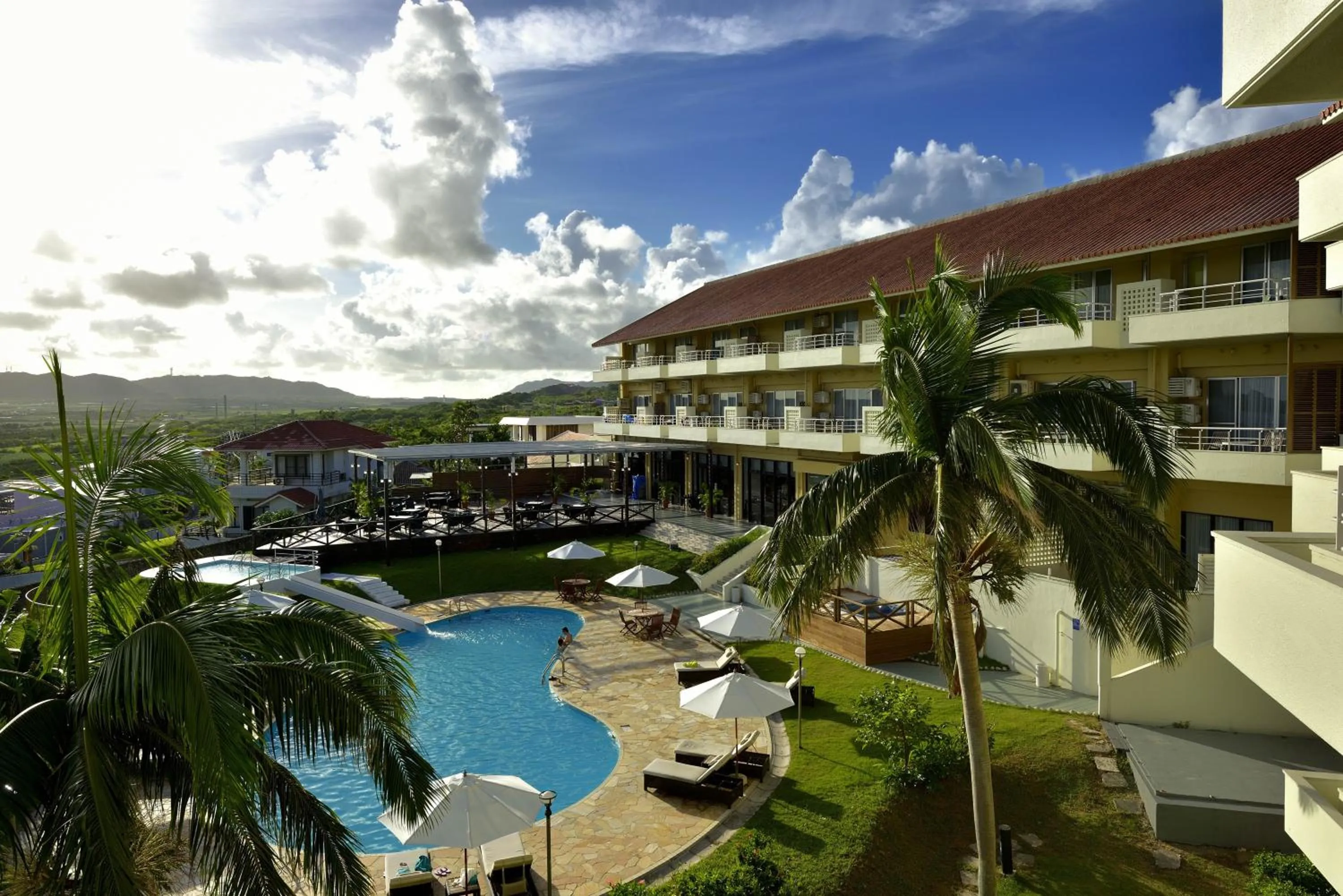 Property building in EXES Ishigaki