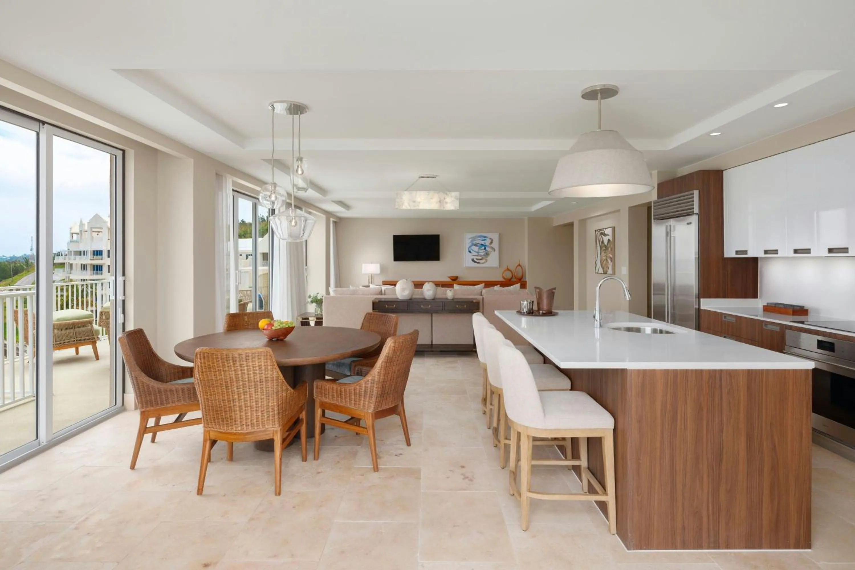 Kitchen or kitchenette in The St. Regis Bermuda Resort