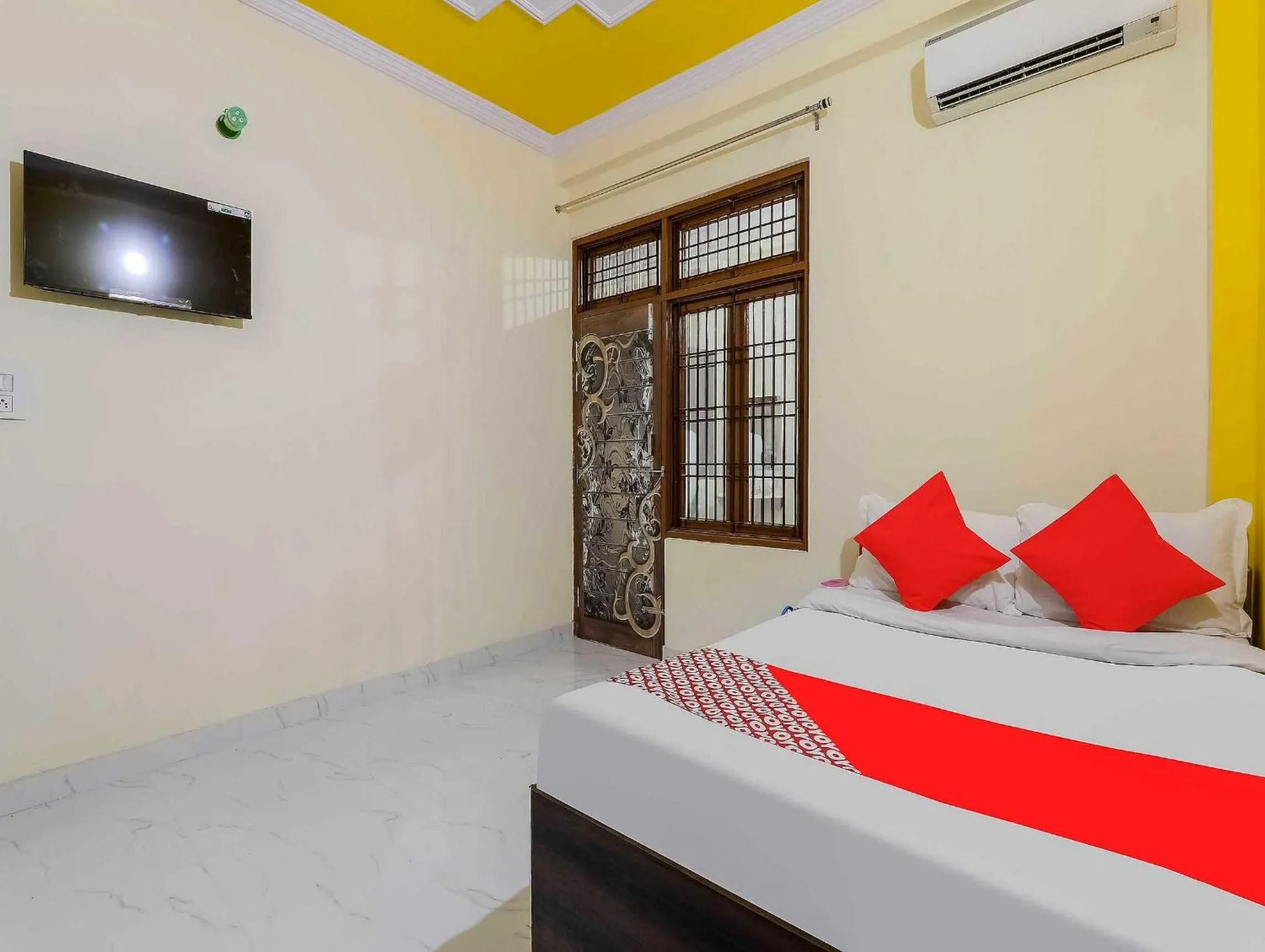 Bedroom, Bed in Hotel O by OYO Prime Stayzz