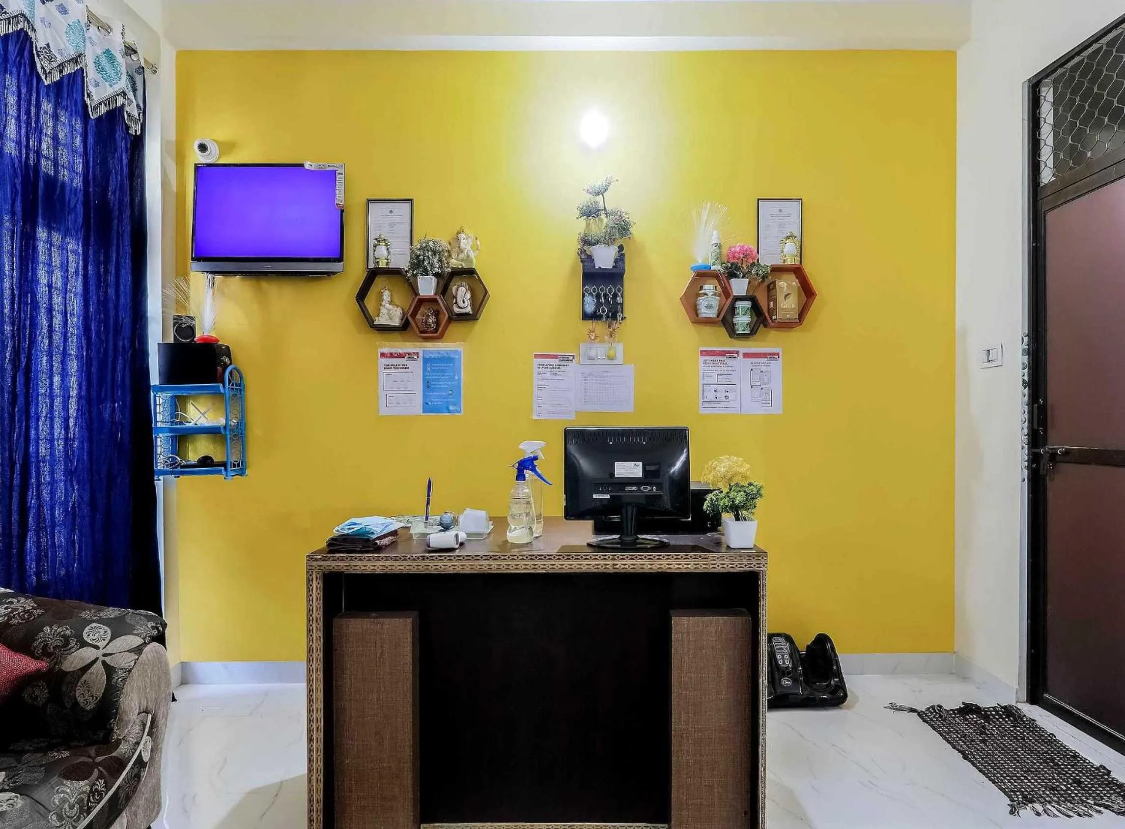 Lobby or reception in Hotel O by OYO Prime Stayzz