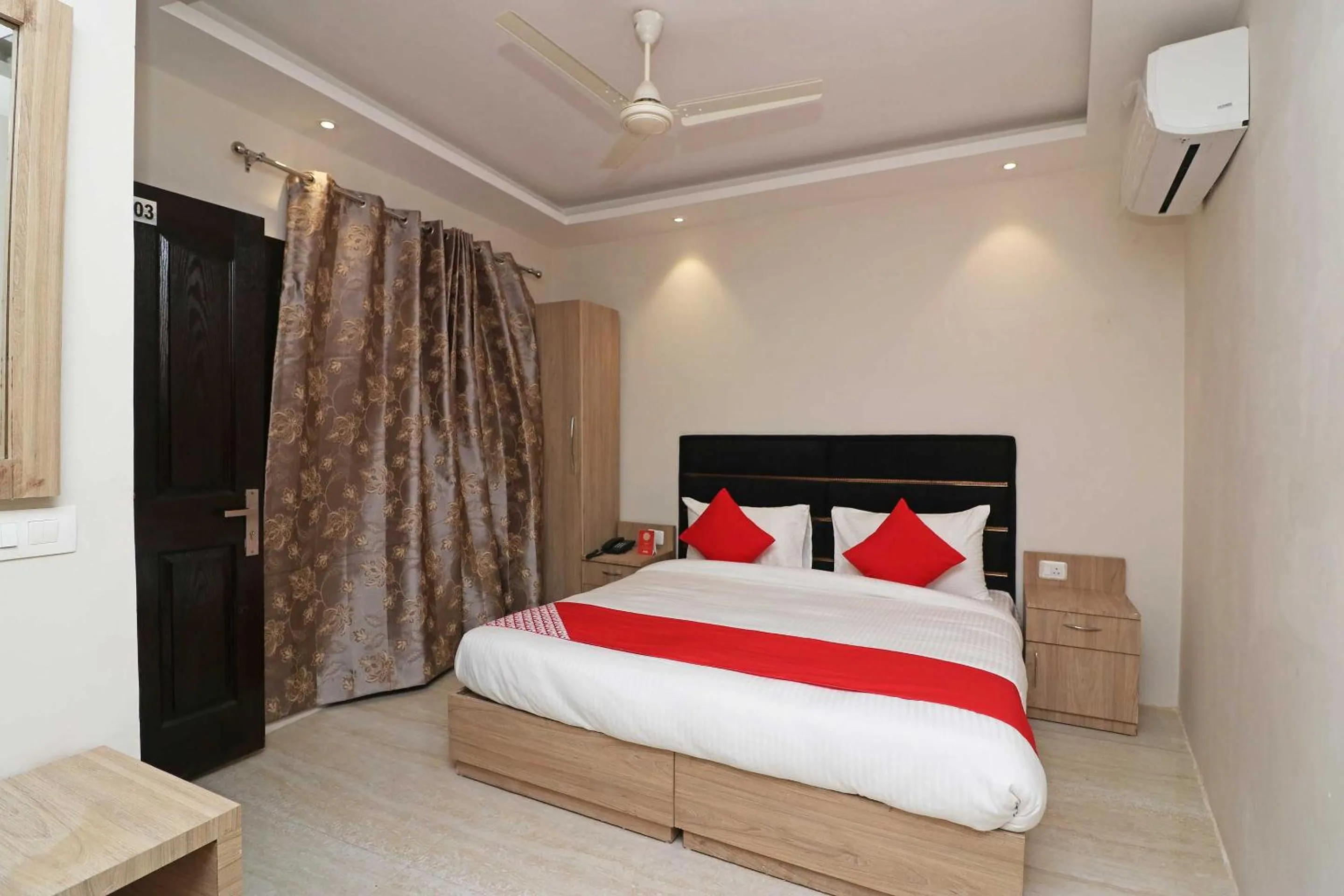Bedroom, Bed in Hotel O by OYO Prime Stayzz