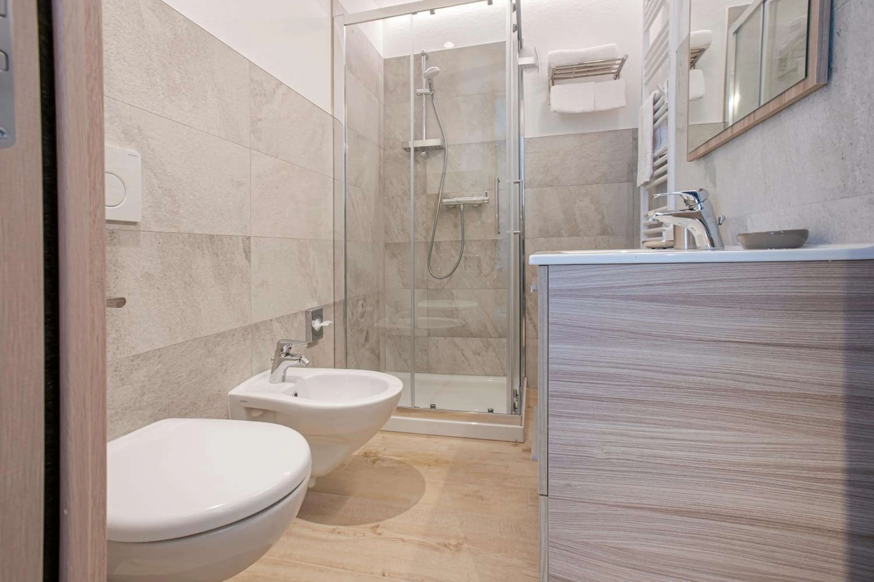 Shower in Maison Altea