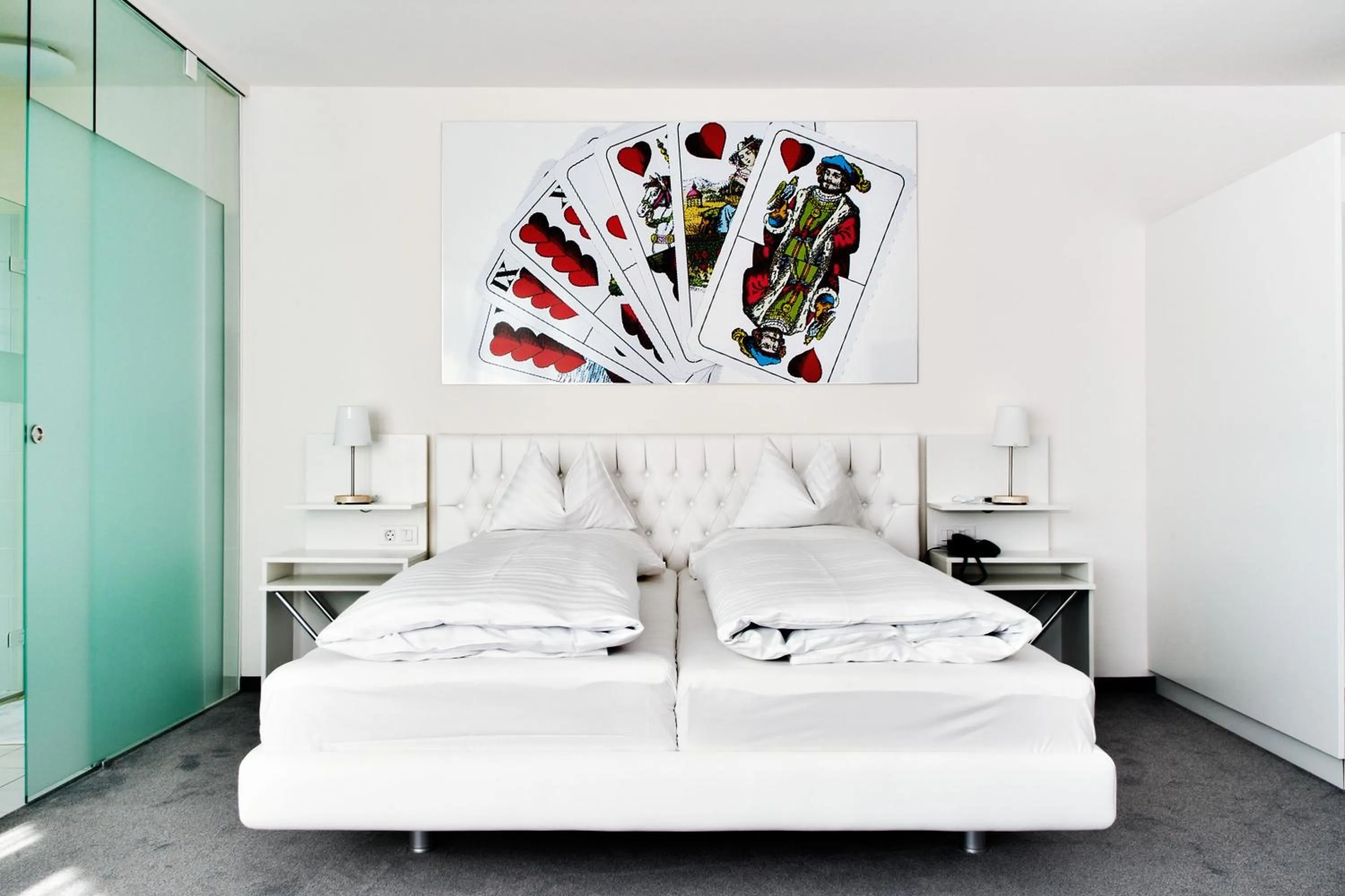 Photo of the whole room, Bed in Casinohotel Velden