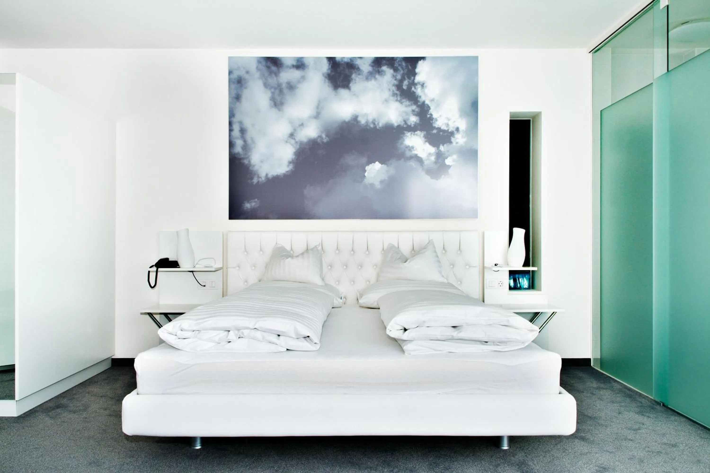 Photo of the whole room, Bed in Casinohotel Velden