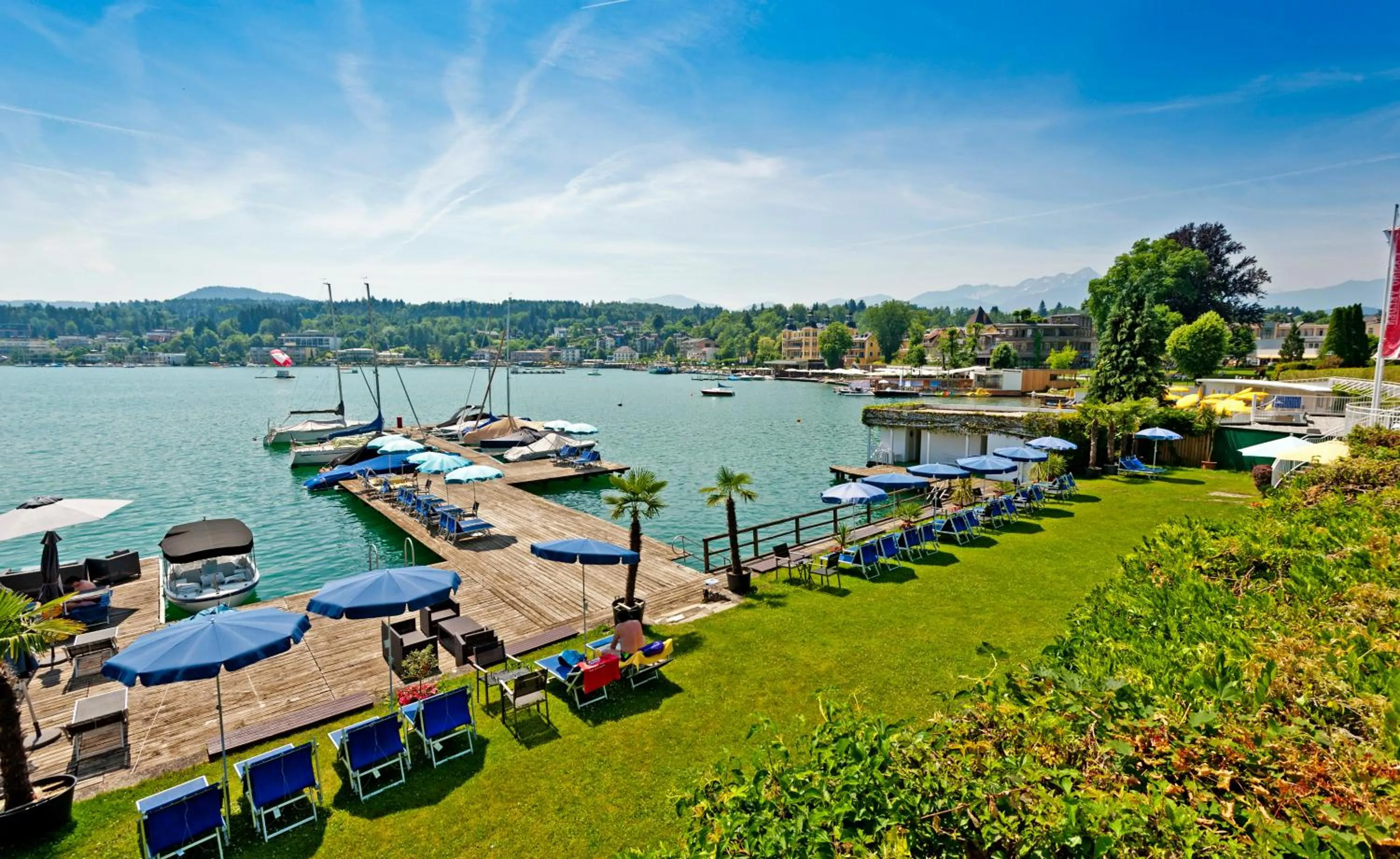 Beach in Casinohotel Velden