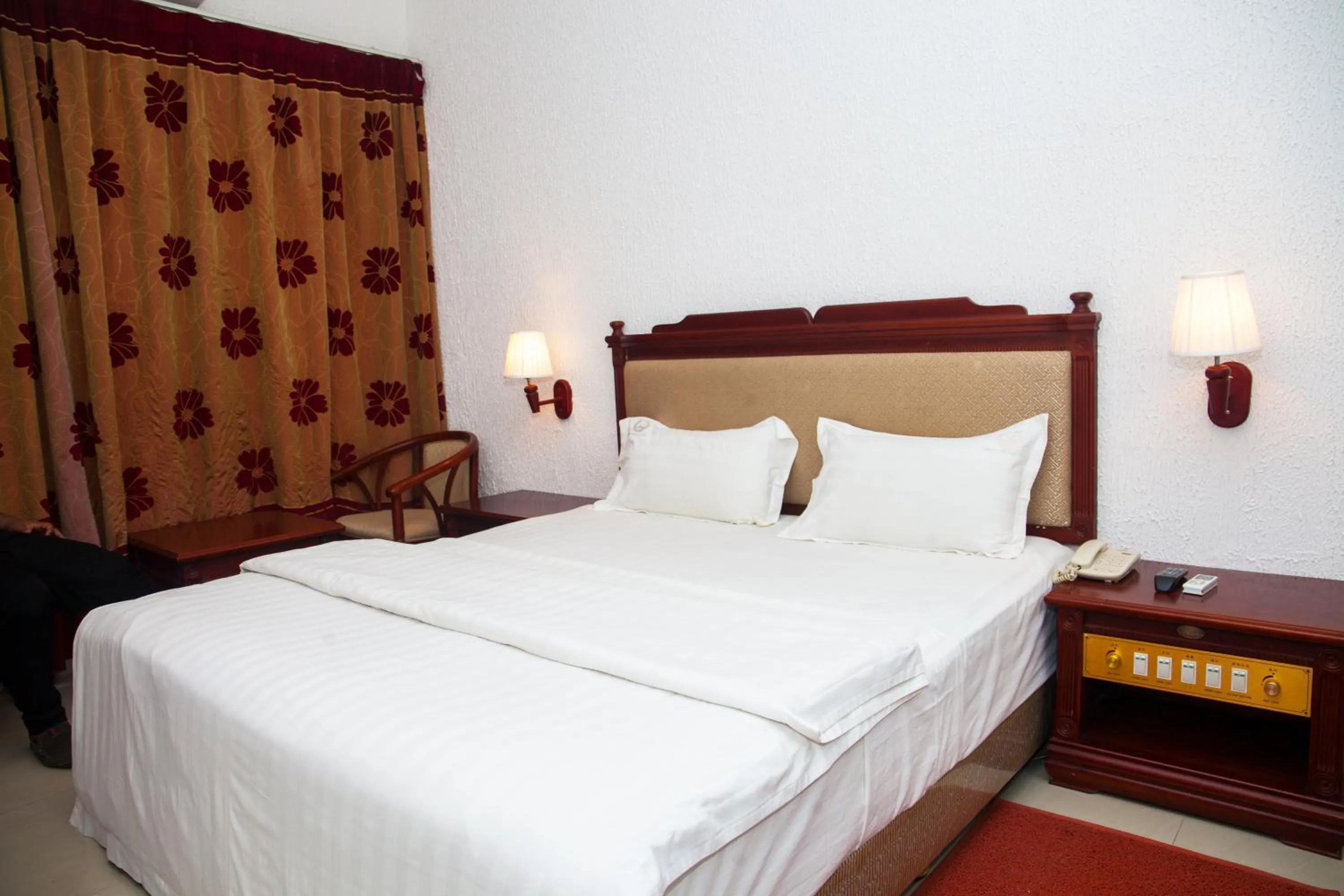 Bedroom, Bed in Millenium Popo Beach Hotel