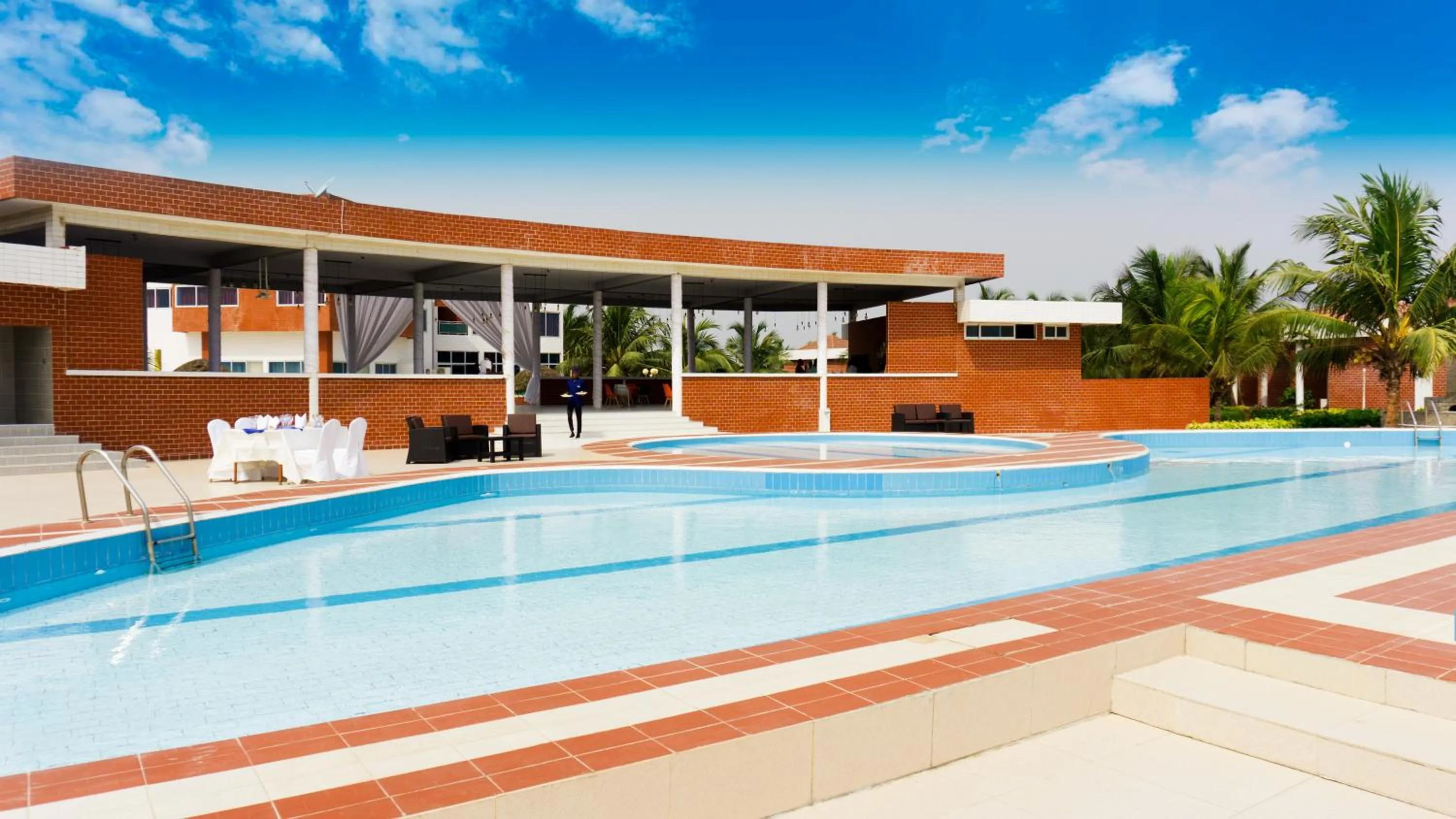 Swimming pool in Millenium Popo Beach Hotel