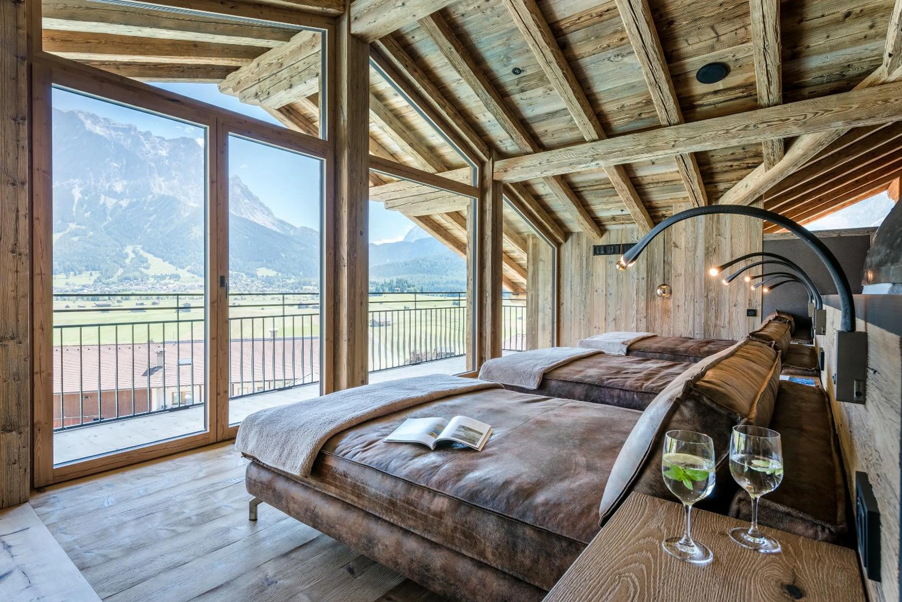 Sauna, Bed in Hotel Post Lermoos