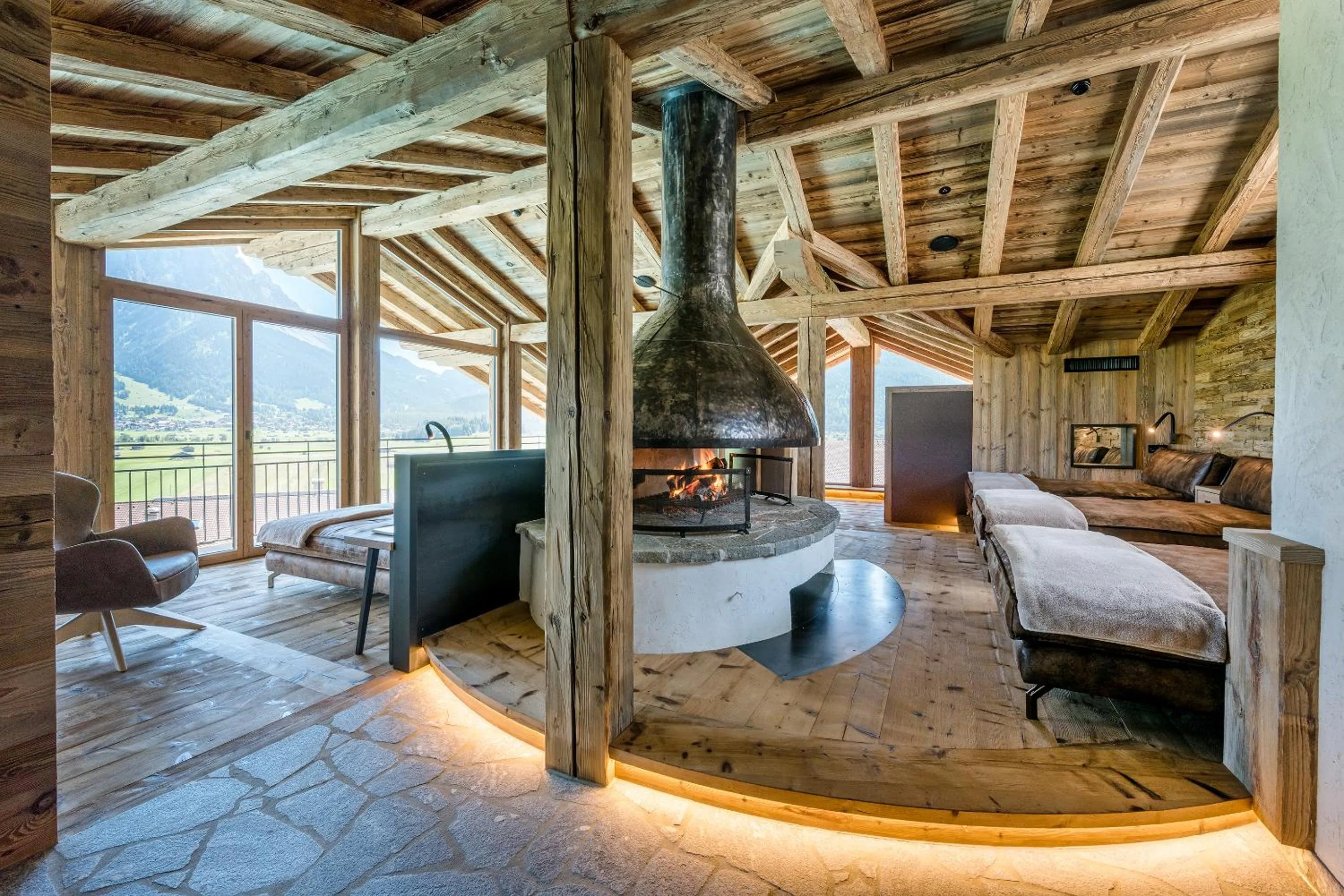 Property building, Bed in Hotel Post Lermoos