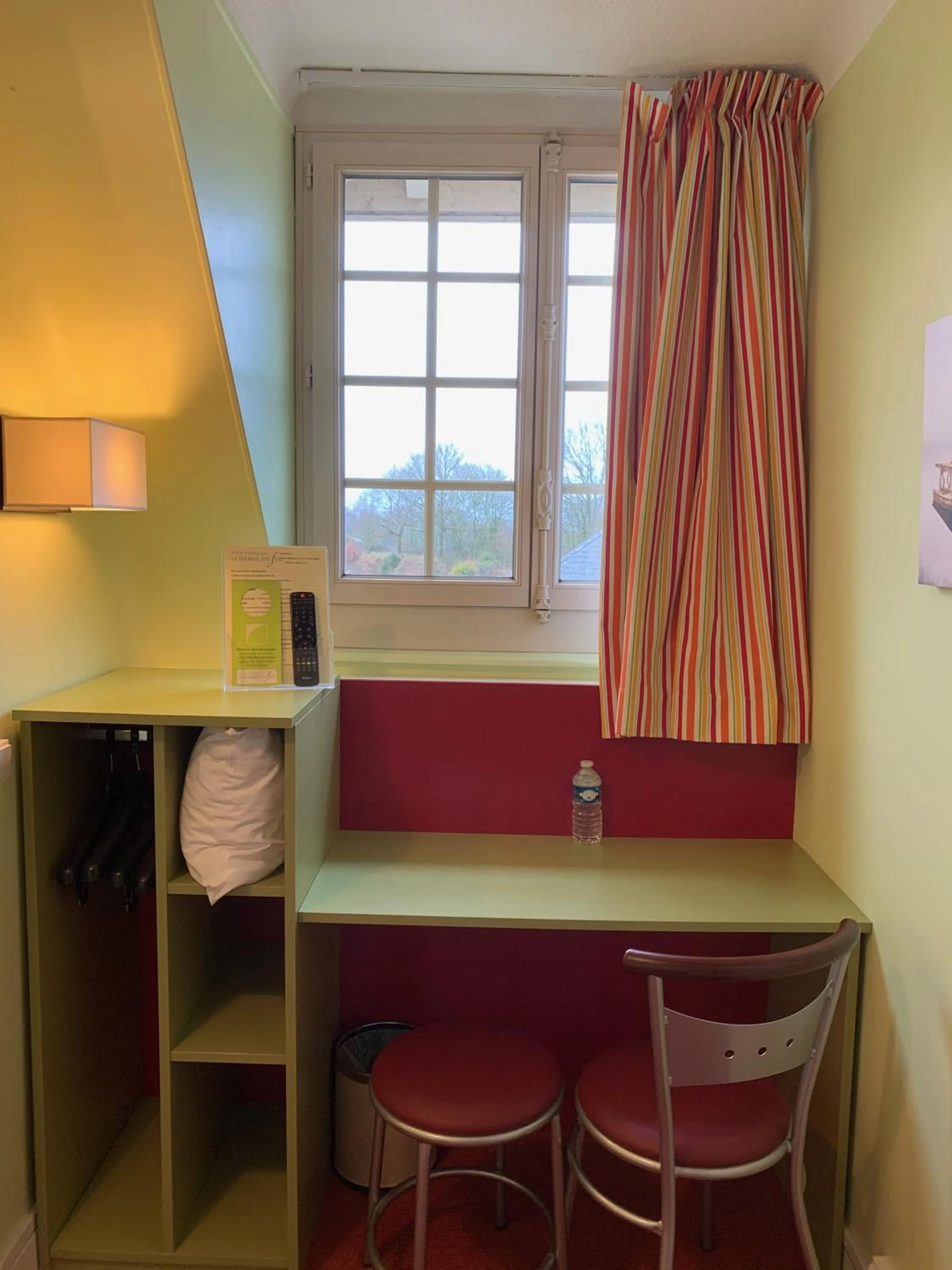 Seating area in Au Petit Vivoin