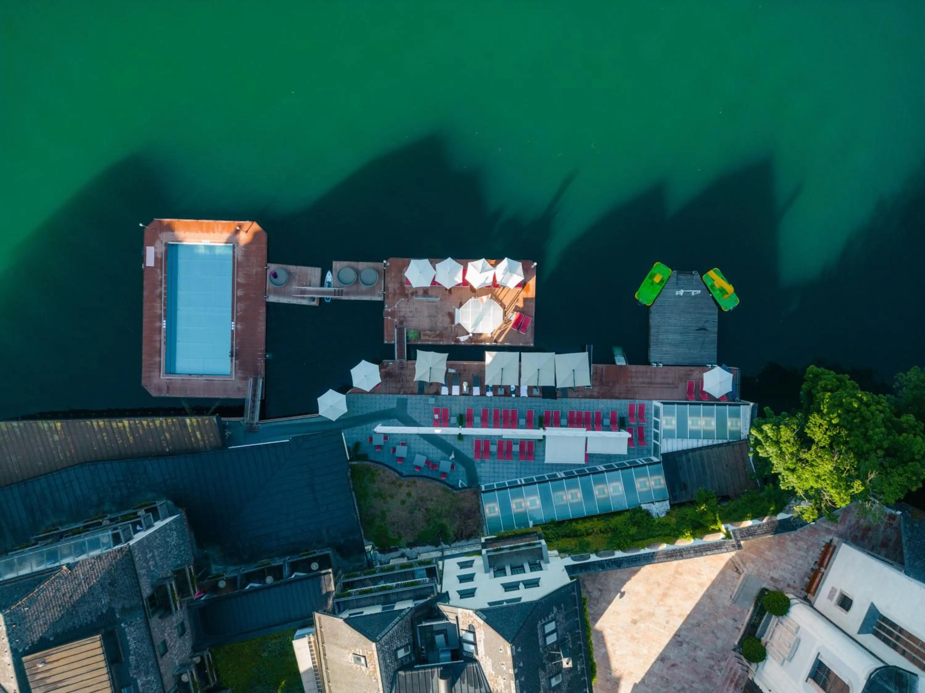 Hot Tub in Romantik Hotel Im Weissen Rössl am Wolfgangsee