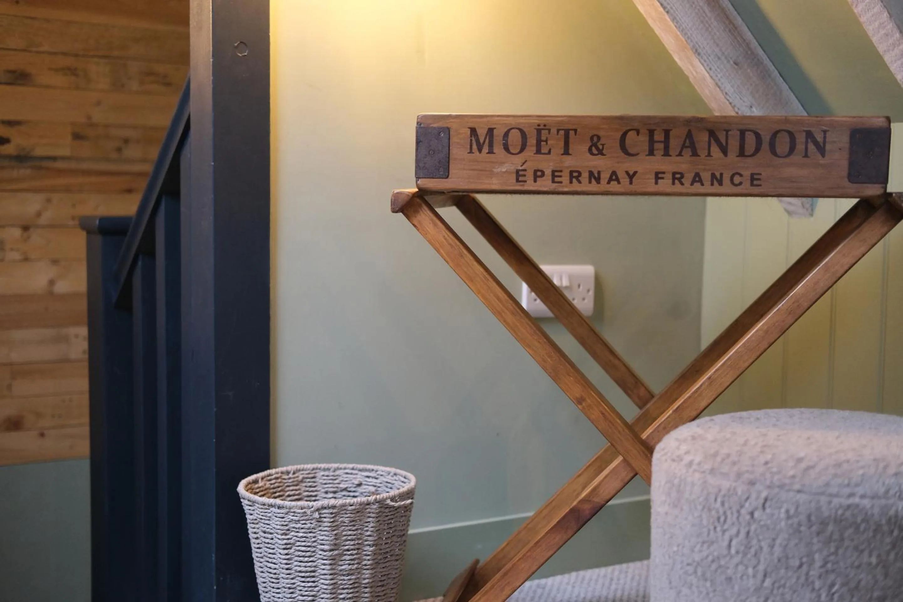 Bedroom in The Crown Inn Dial Post