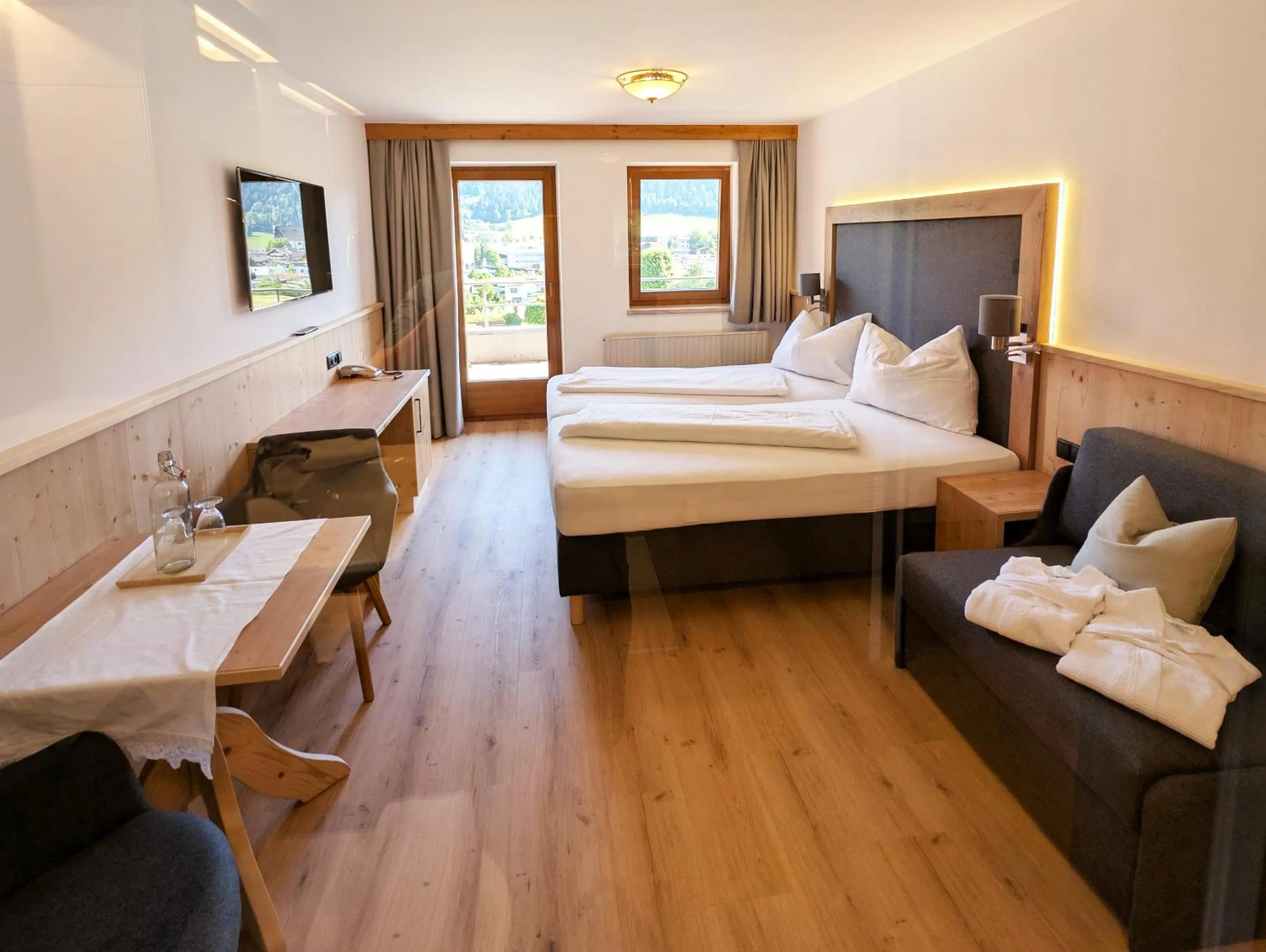 Bed in Hotel Alpenpanorama