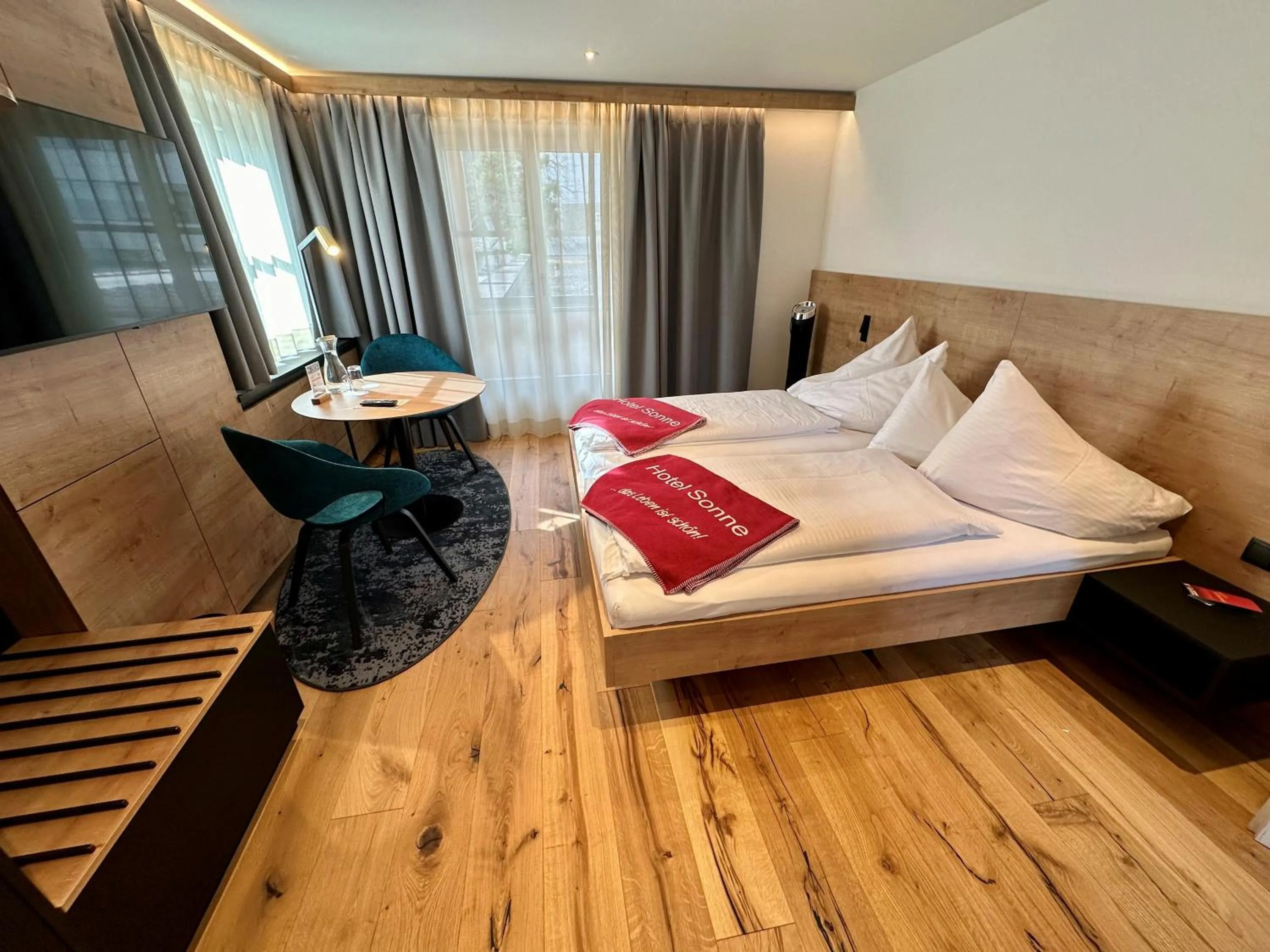 Photo of the whole room, Bed in Sonne 1806 - Hotel am Campus Dornbirn