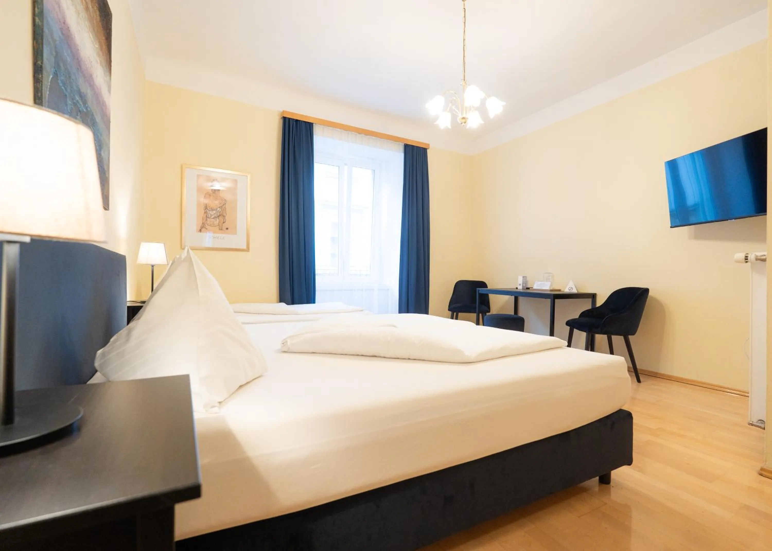 Bed in Hotel Mariahilf