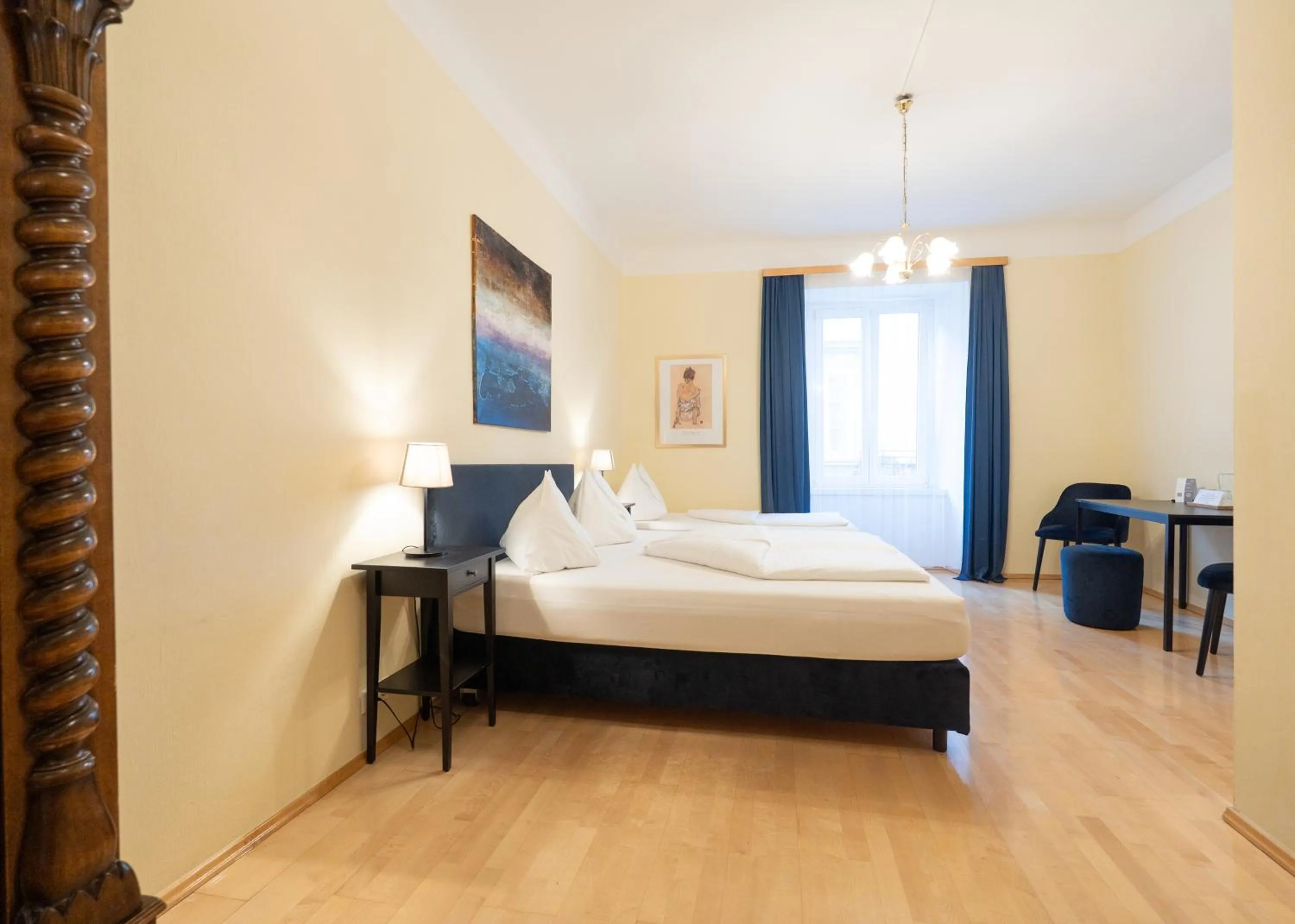 Bed in Hotel Mariahilf