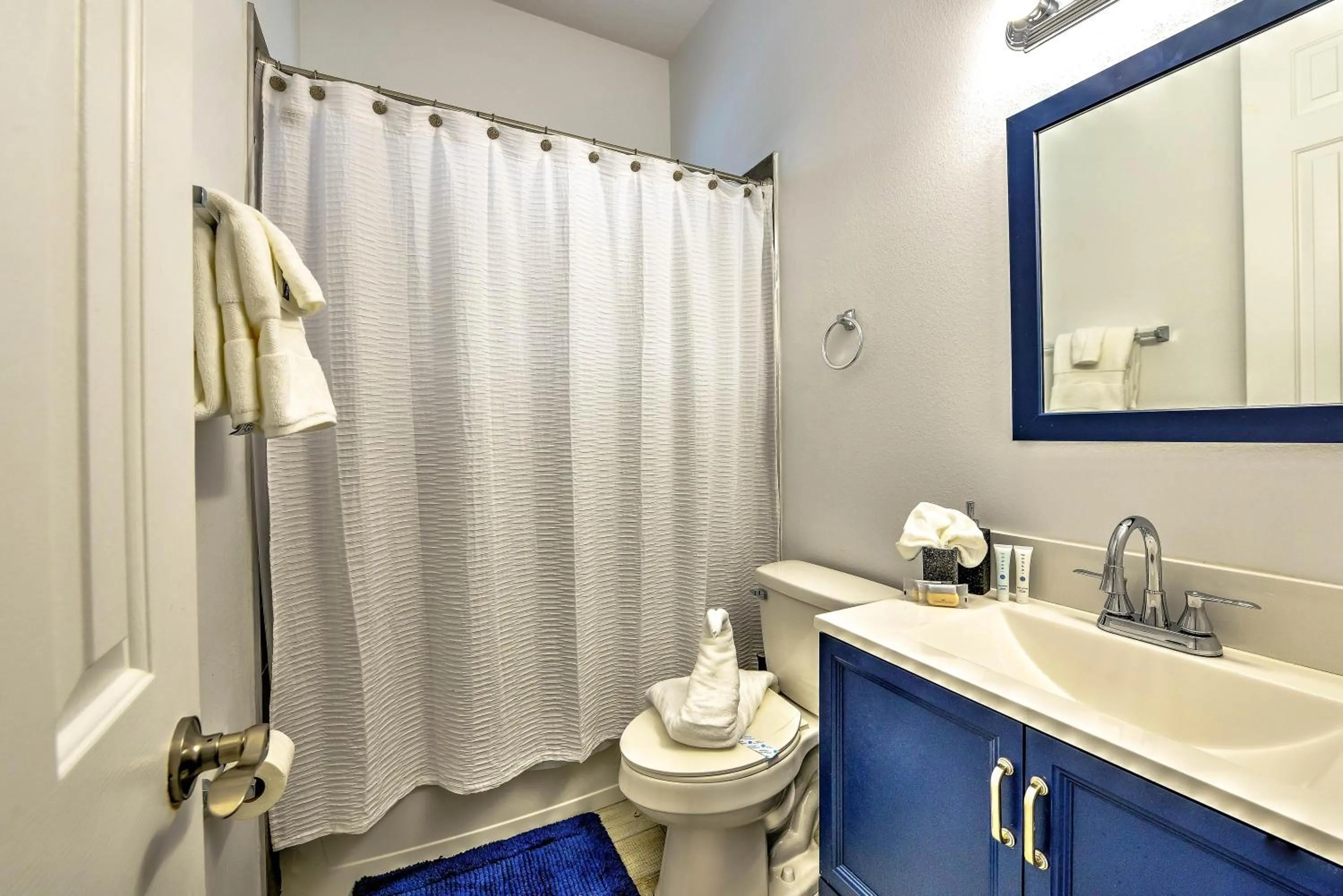 Property building in Private Pool, Game Room, Near Disney And Universal!!