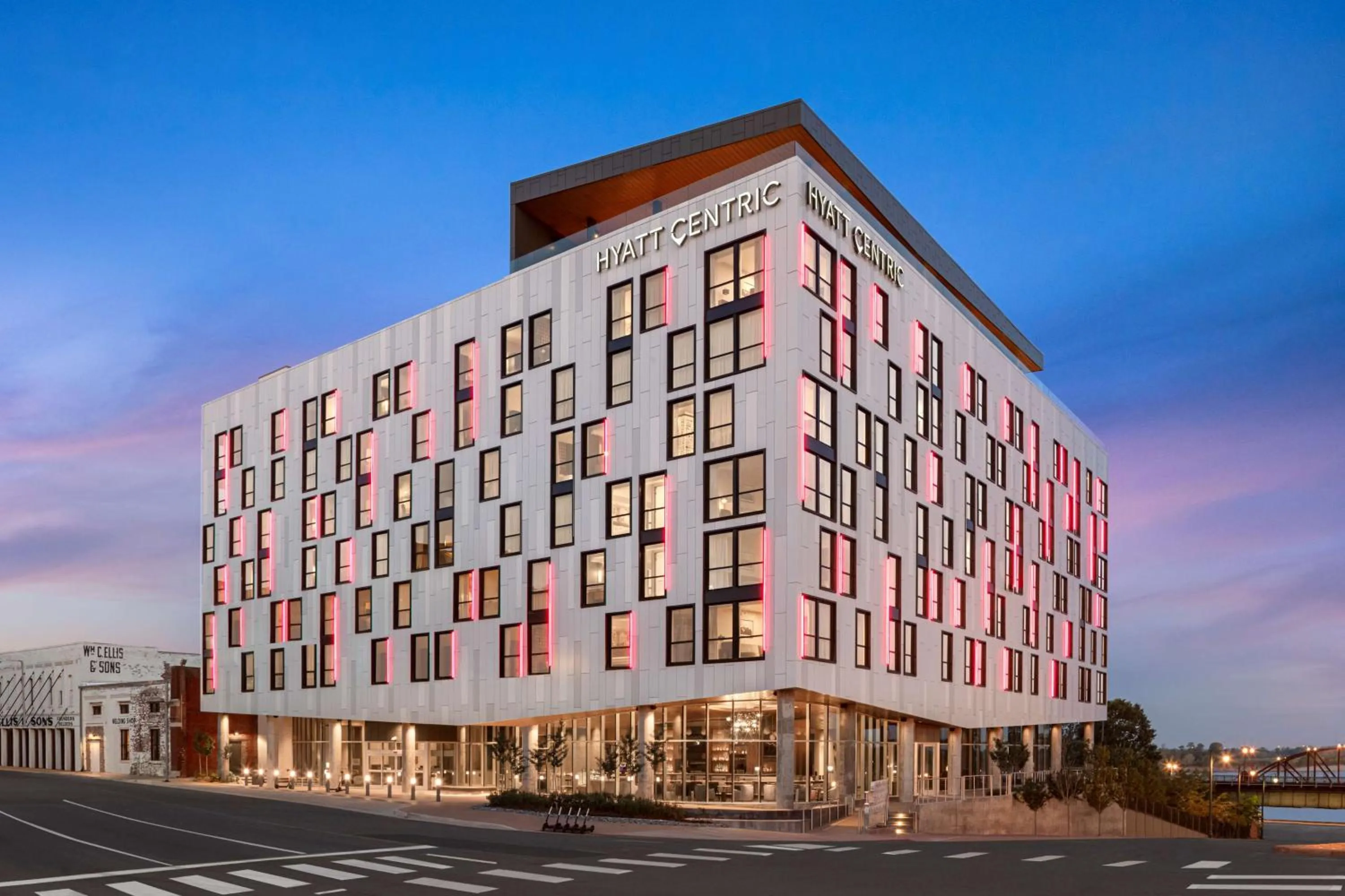 Property building in Hyatt Centric Beale Street Memphis