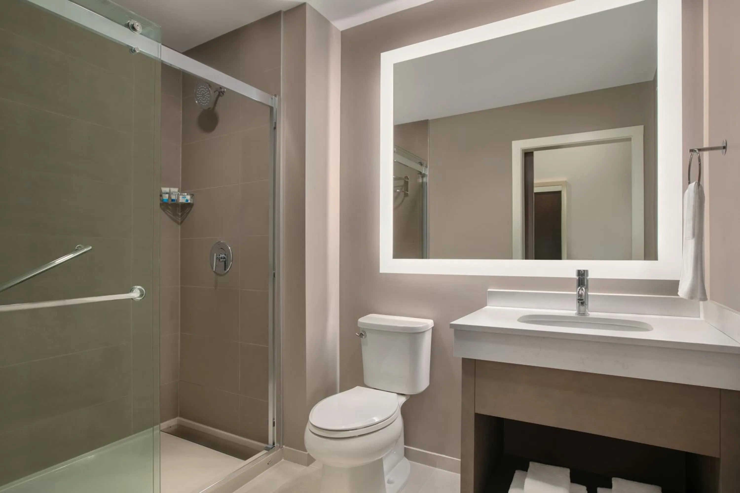 Bathroom in Hyatt House Atlanta Perimeter Center