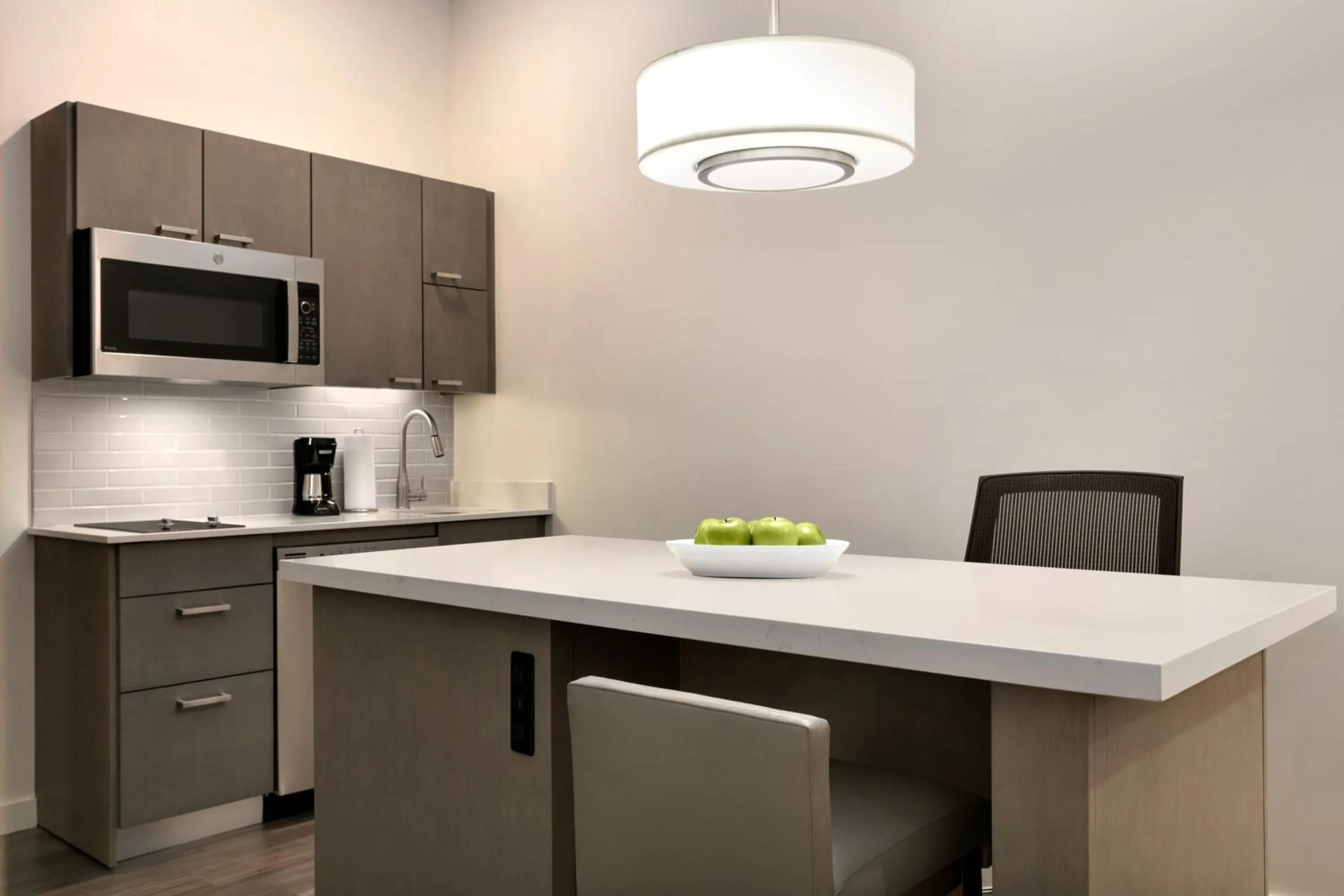 Kitchen or kitchenette in Hyatt House Atlanta Perimeter Center