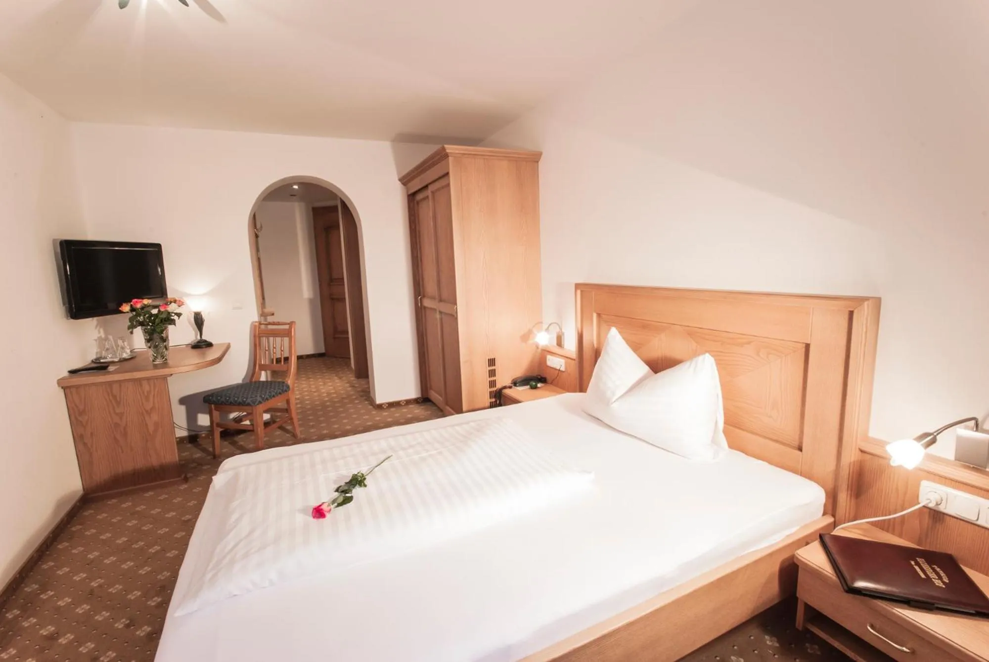 Photo of the whole room, Bed in Bloberger Hof