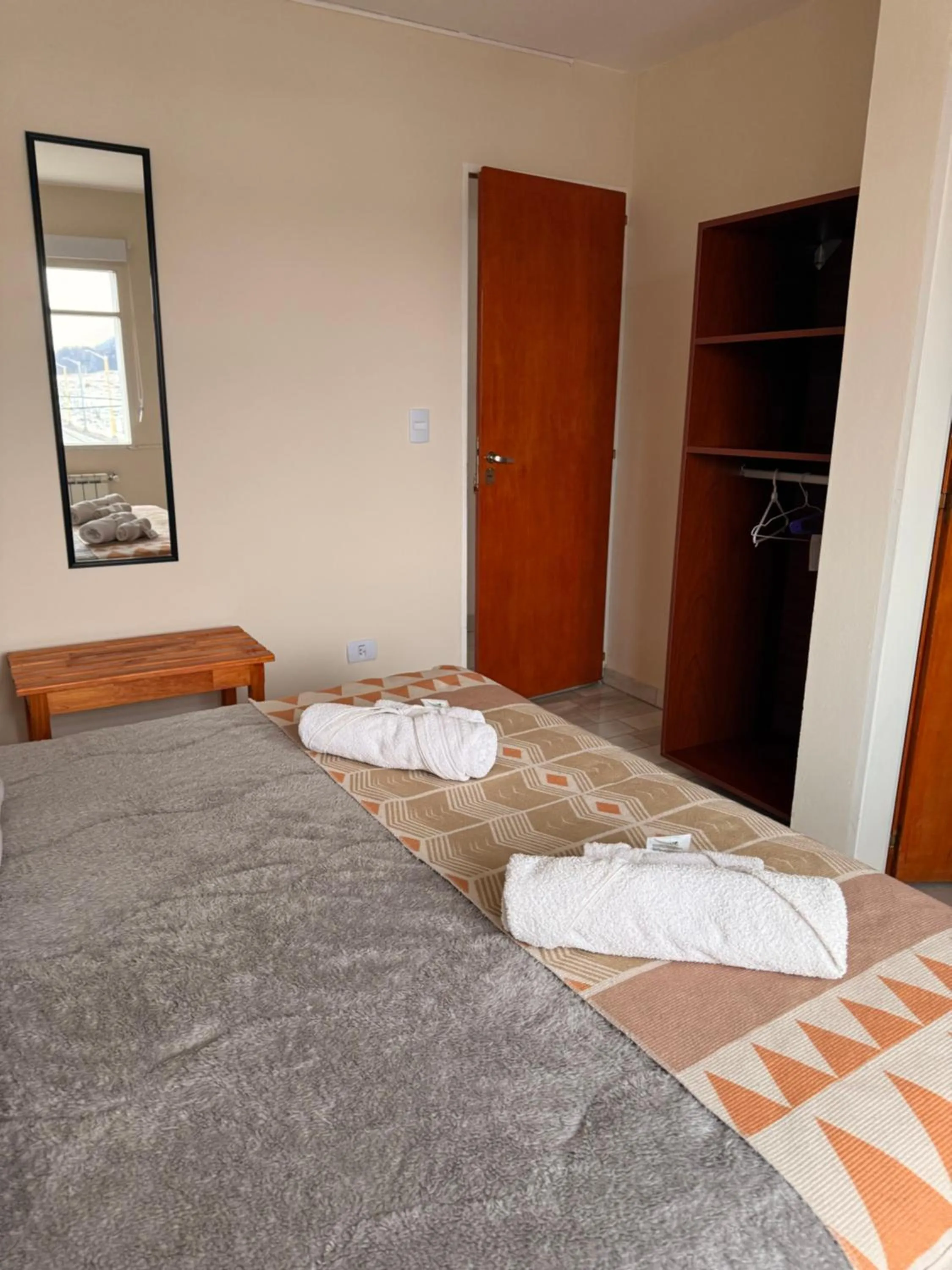 Photo of the whole room, Bed in MS Hotel Campos 26