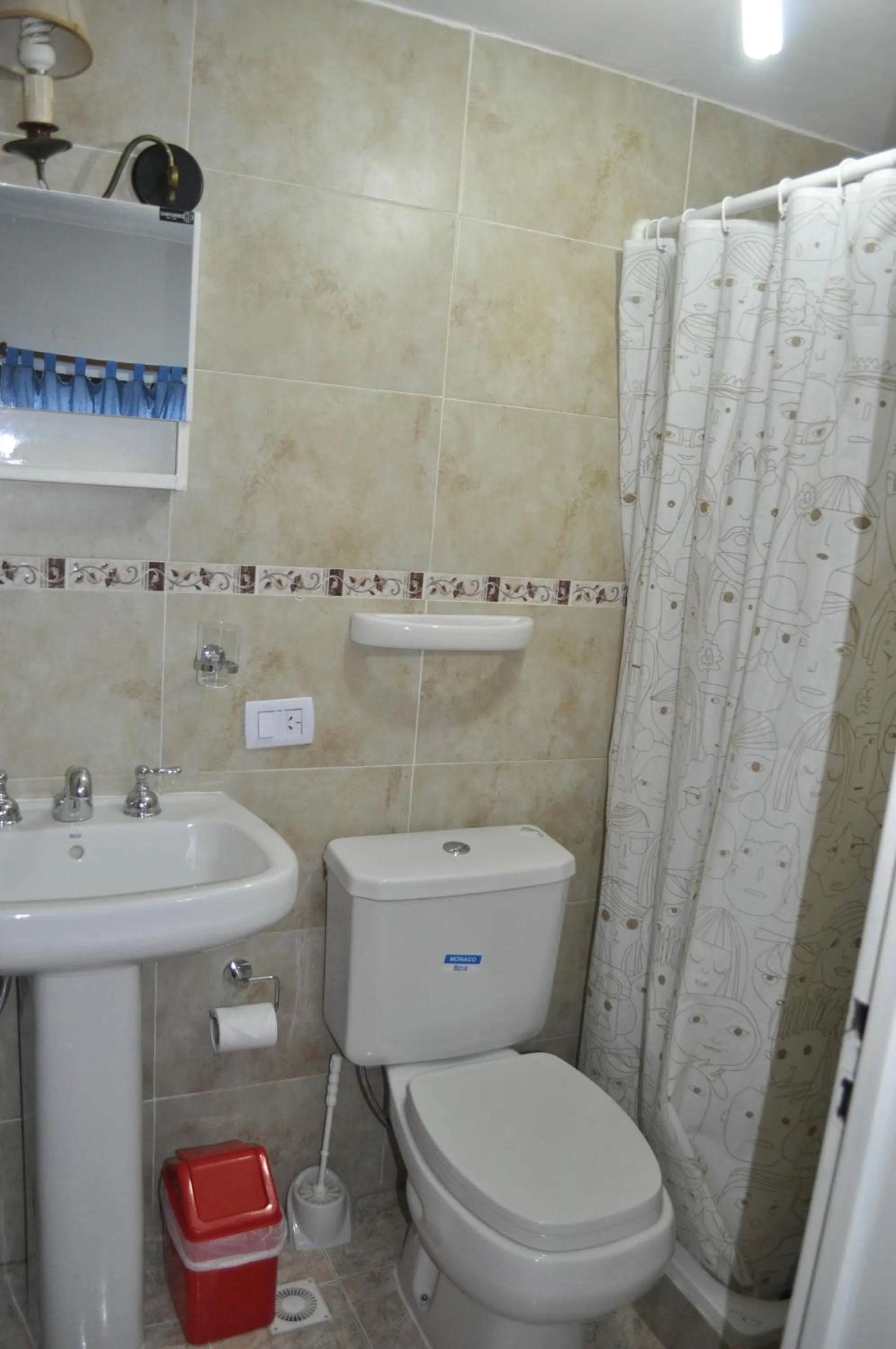 Bathroom in MS Hotel Campos 26