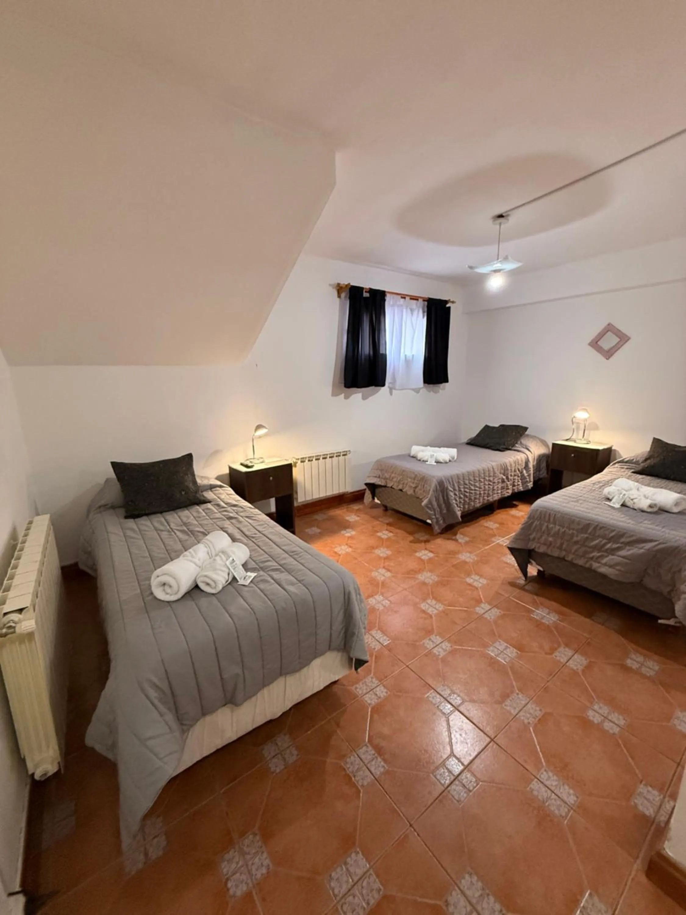 Photo of the whole room, Bed in MS Hotel Campos 26