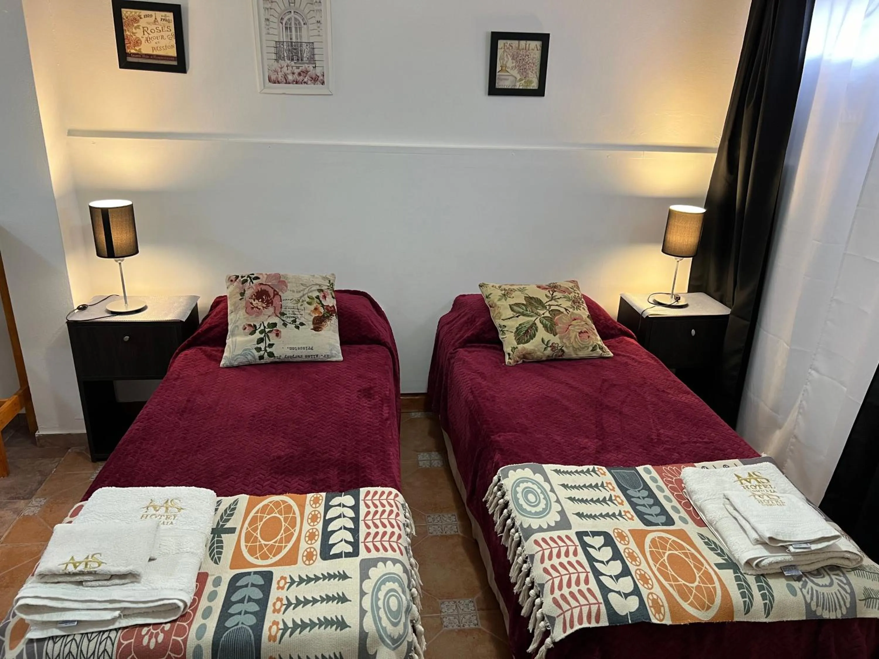 Bed in MS Hotel Campos 26