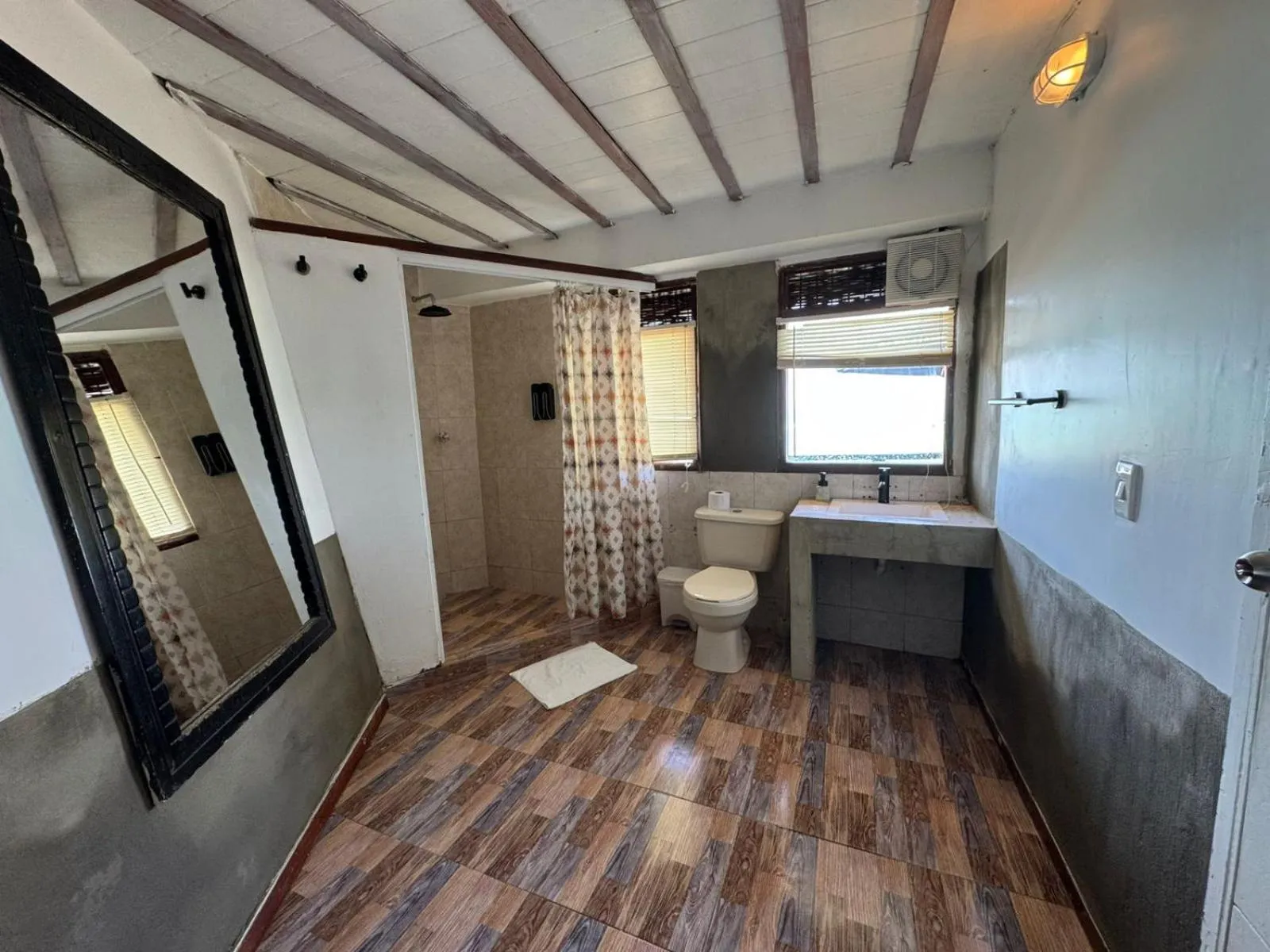 Bathroom, Bed in Rosario EcoHotel