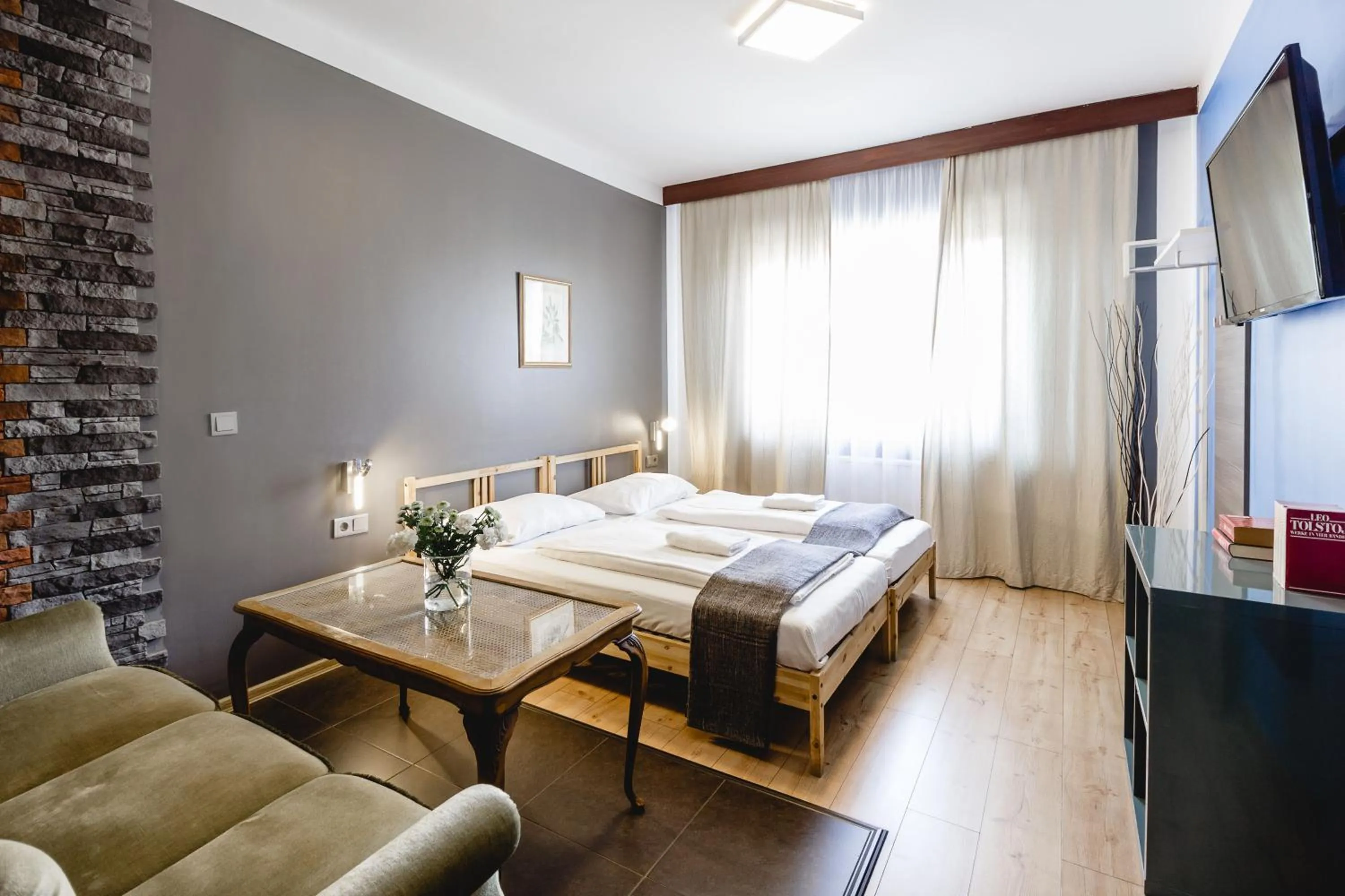 TV and multimedia, Bed in Hotel Hoffinger