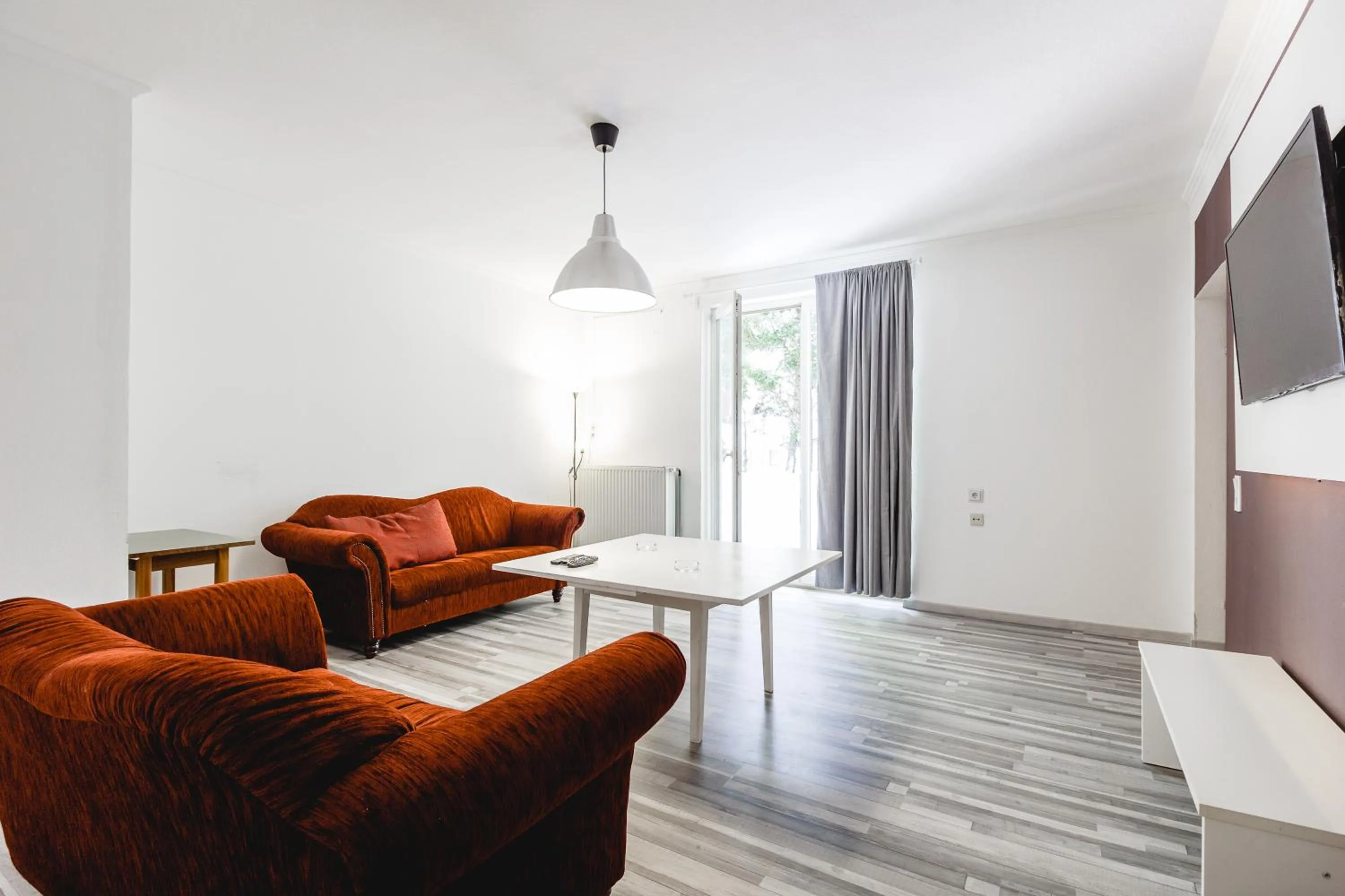 Communal lounge/ TV room in Hotel Hoffinger