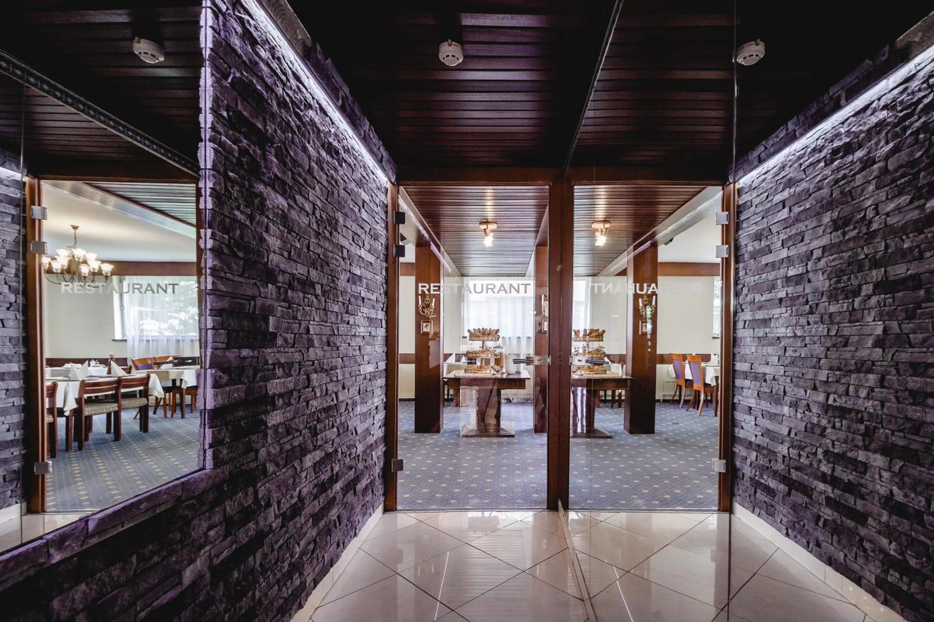 Restaurant/places to eat in Hotel Hoffinger