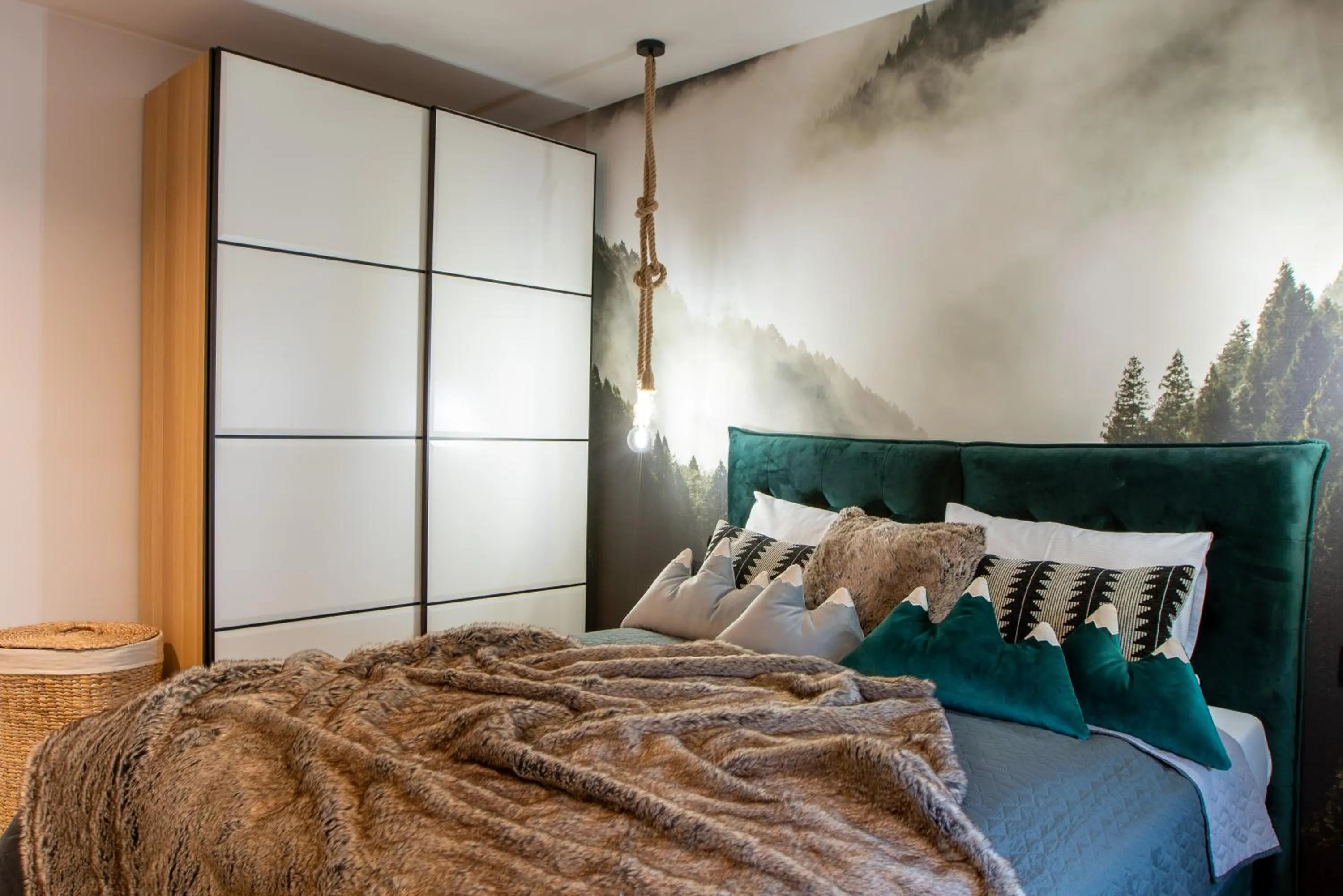 Bed in Apartamenty Pod Stokiem 200 m do kolejki Na Skrzyczne - szczyrk apartamenty