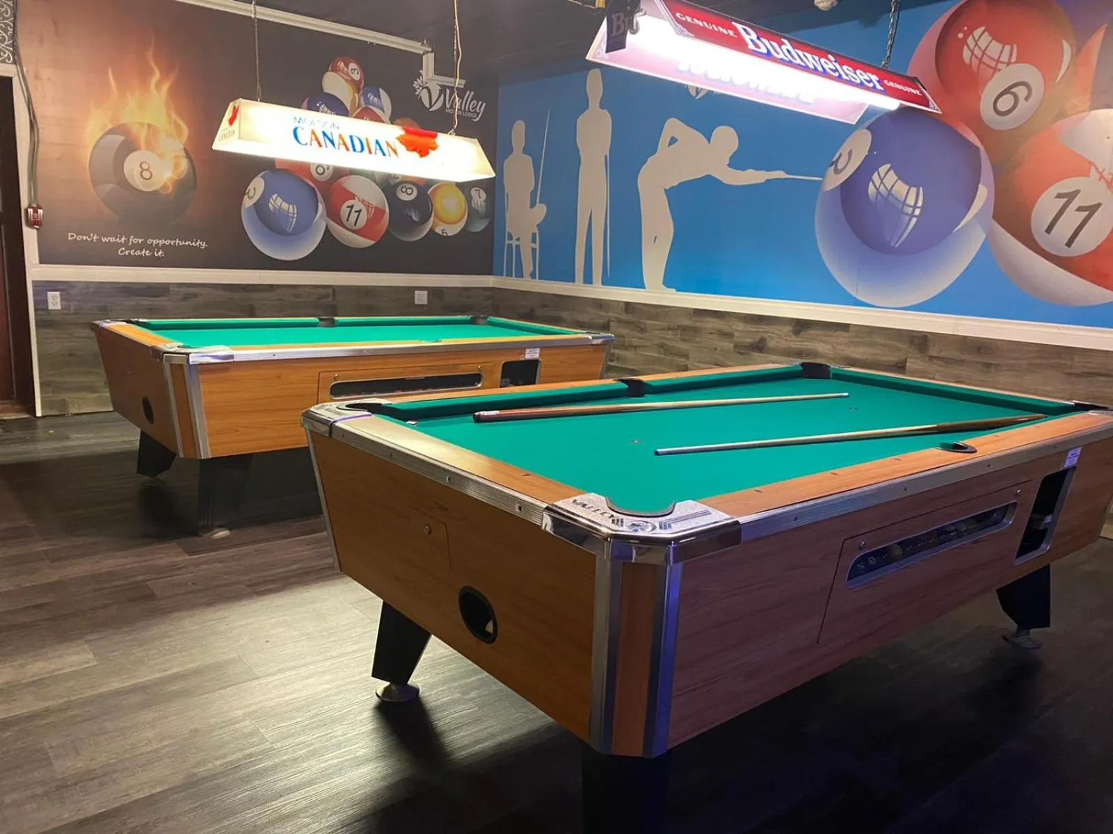 Game Room in Valley Motor Lodge