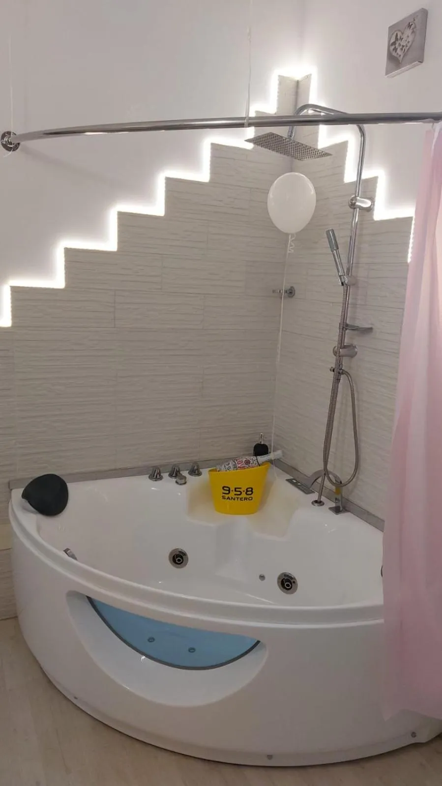 B&B SWEET SUITE DREAMS