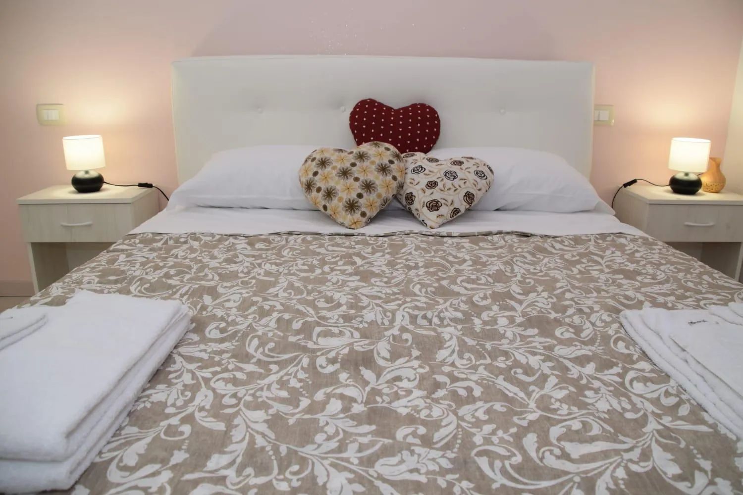 B&B SWEET SUITE DREAMS